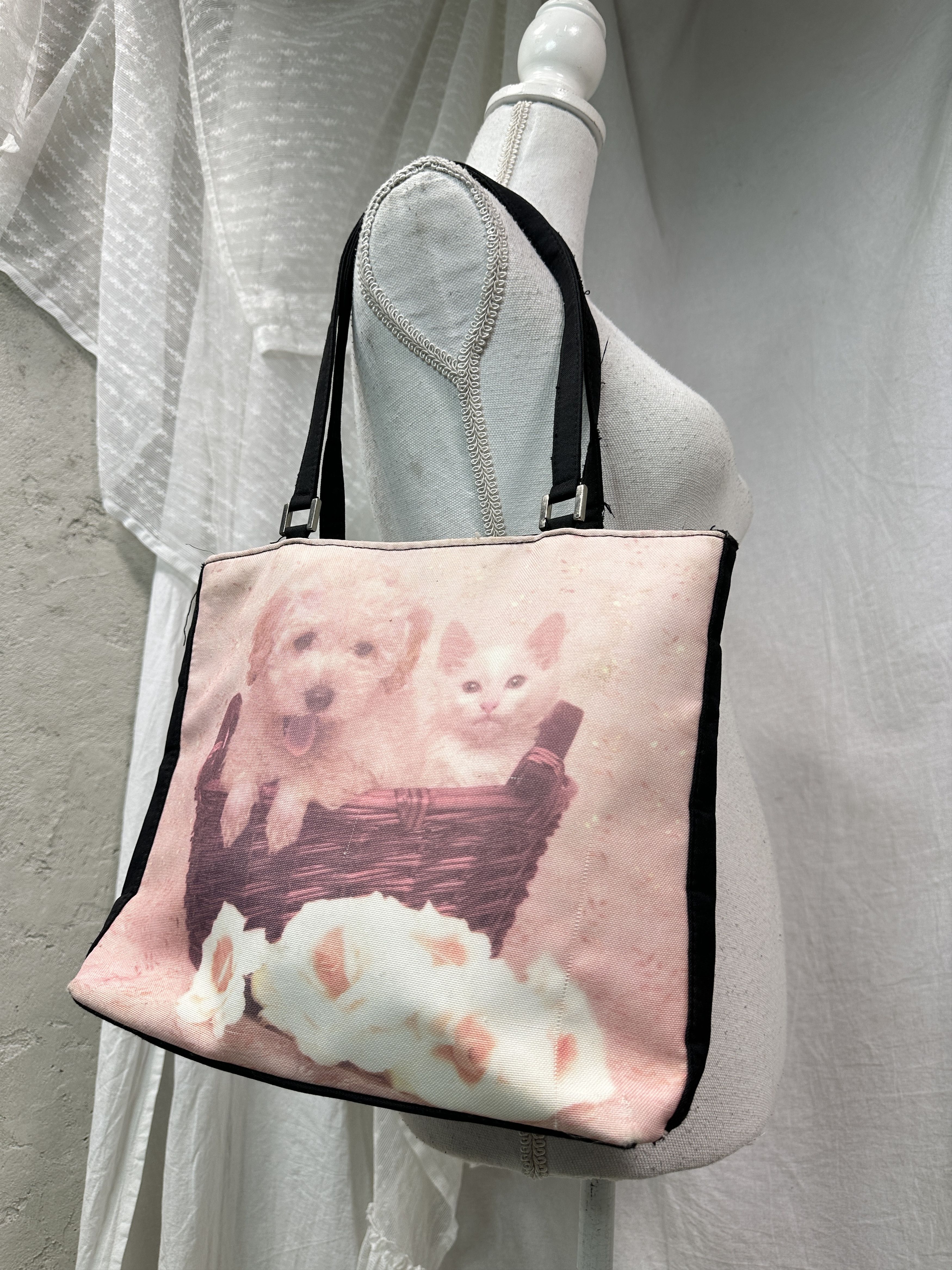 Vintage Vintage Nostalgic Kitty Doggy Hobo Bag Y2K Size ONE SIZE - 1 Thumbnail