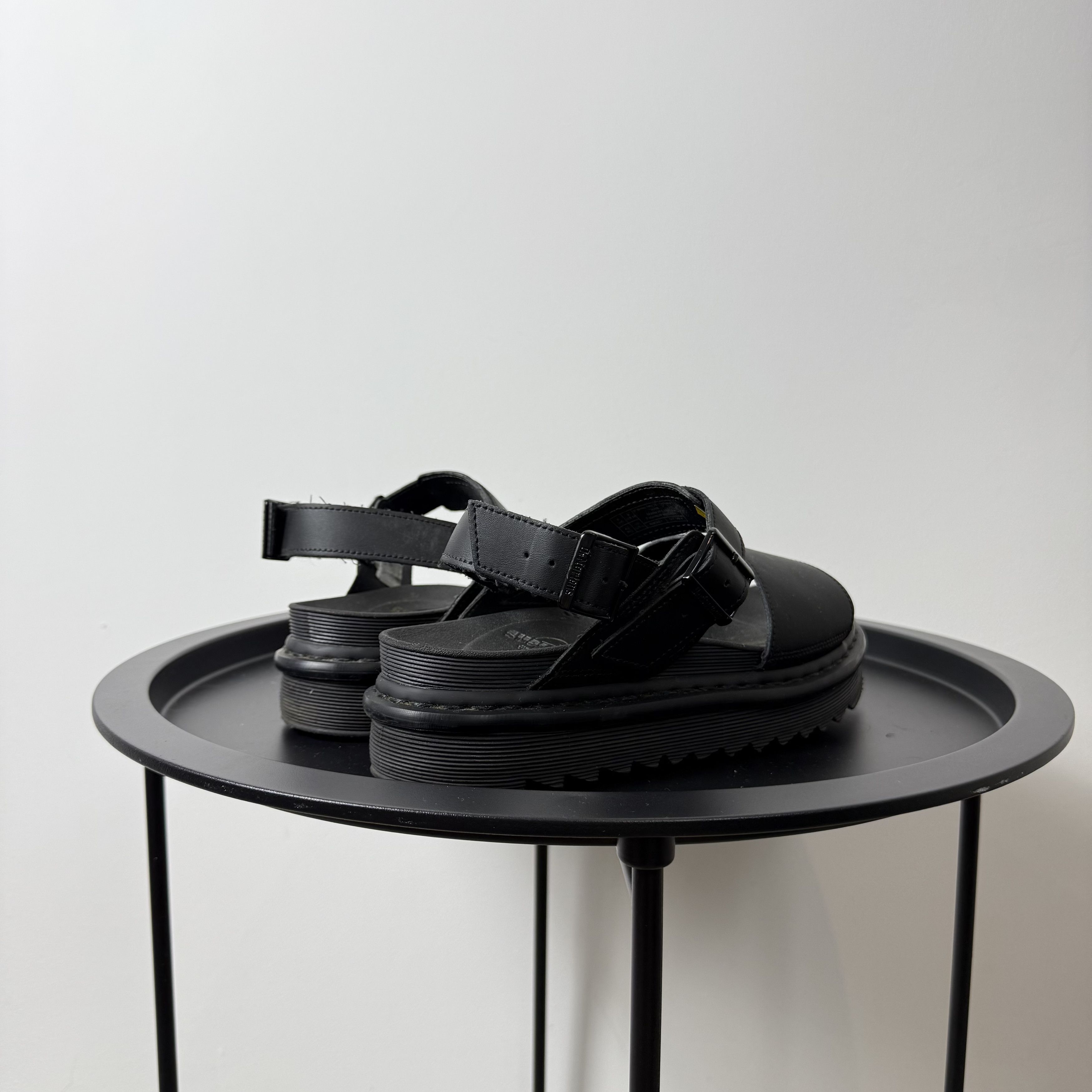 Dr. Martens Dr. Martens Voss in Black Hydro Planforms Sandals Size US 10 / IT 40 - 5 Thumbnail