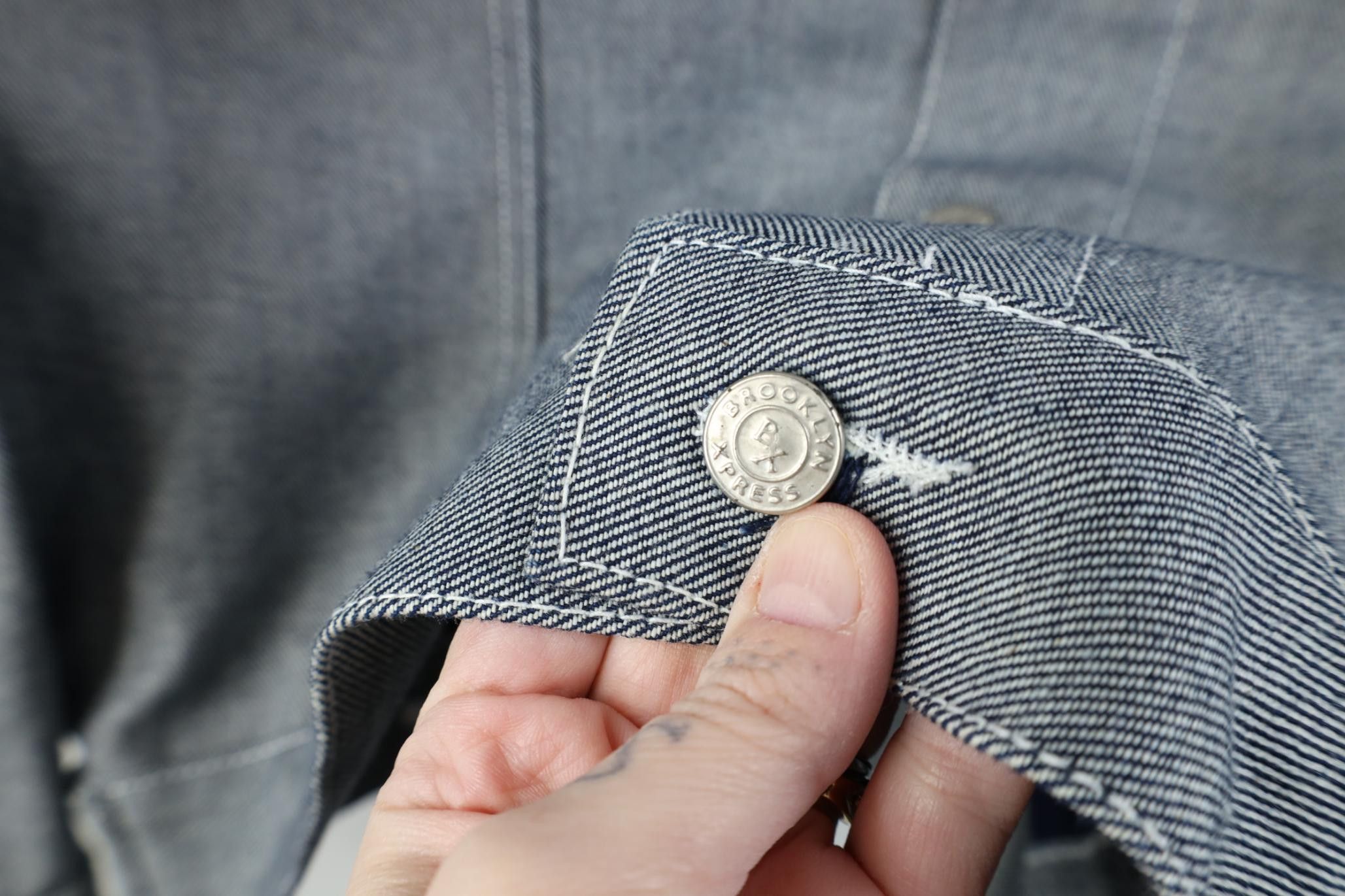 Vintage Deadstock Vintage 90s Y2K Streetwear Denim Trucker Jacket Size US L / EU 52-54 / 3 - 6 Thumbnail