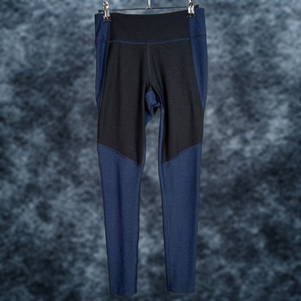 Outdoor Voices Outdoor Voices Leggings Womens Size Small Black & Blue Athletic Gym Running Yoga - Slim Skinny Compression Inseam 28 in - Colorblock Pattern Size 28" / US 6 / IT 42 - 1 Thumbnail