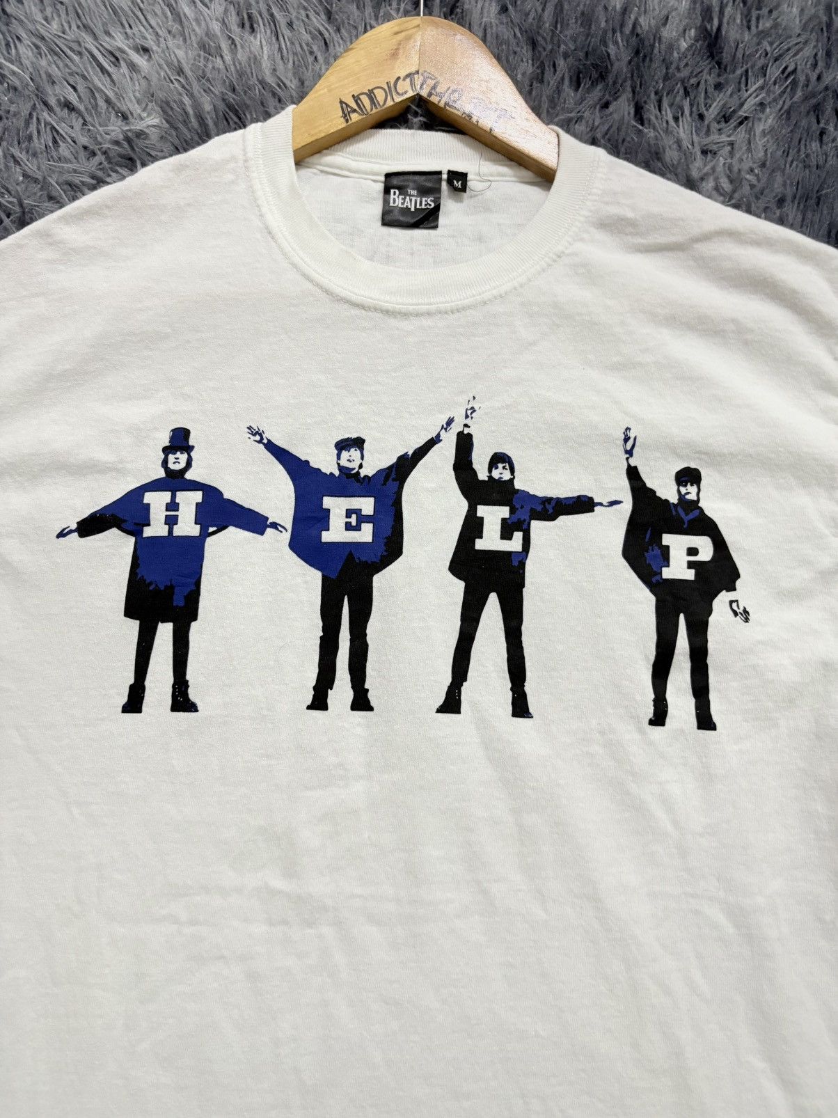 Band Tees 🔥HOT🔥THE BEATLES HELP VERY RARE Size US M / EU 48-50 / 2 - 2 Thumbnail