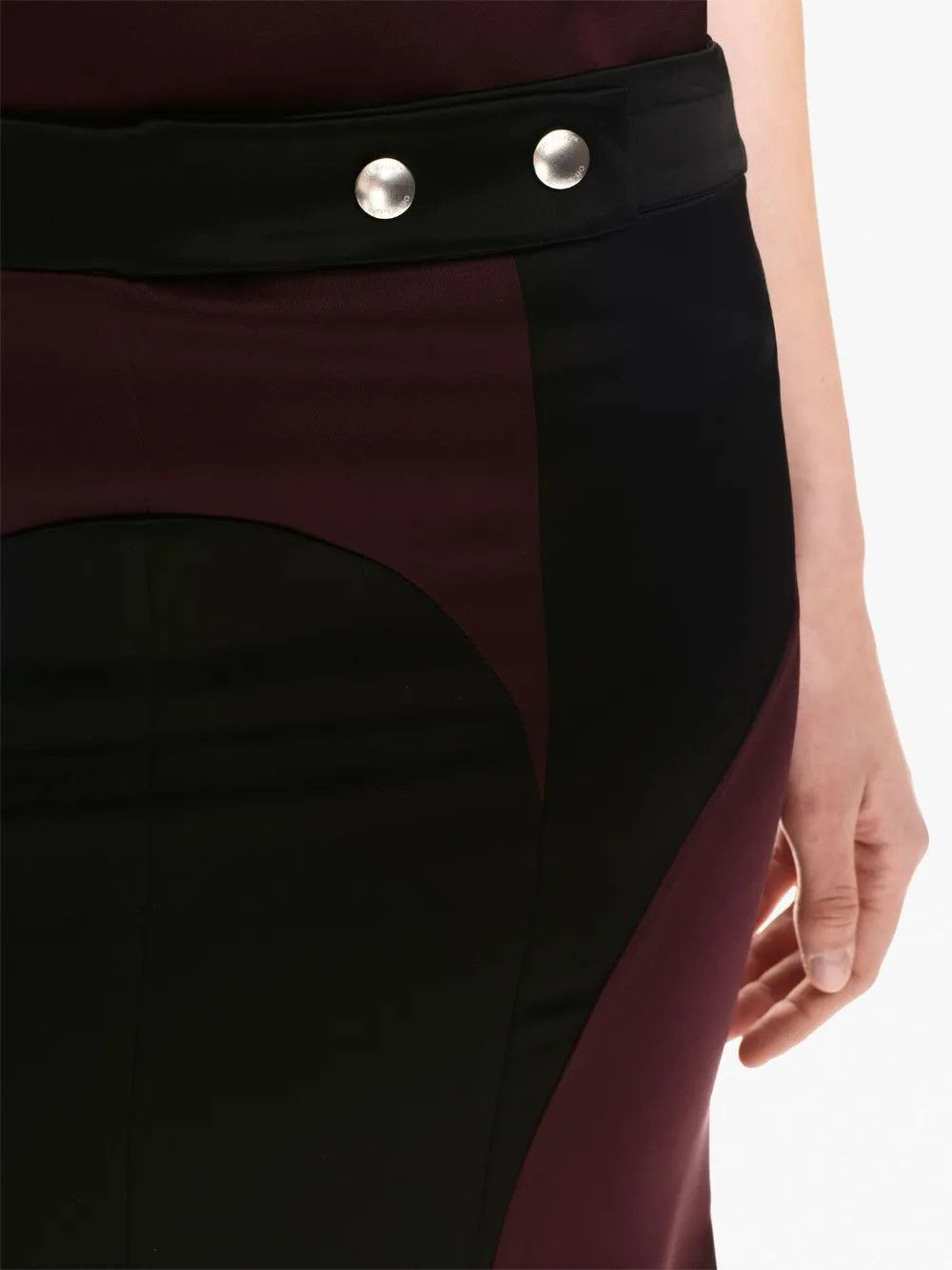 Off-White o1y1225 Midi Skirt in Black/Burgundy Size 27" / US 4 / IT 40 - 2 Thumbnail