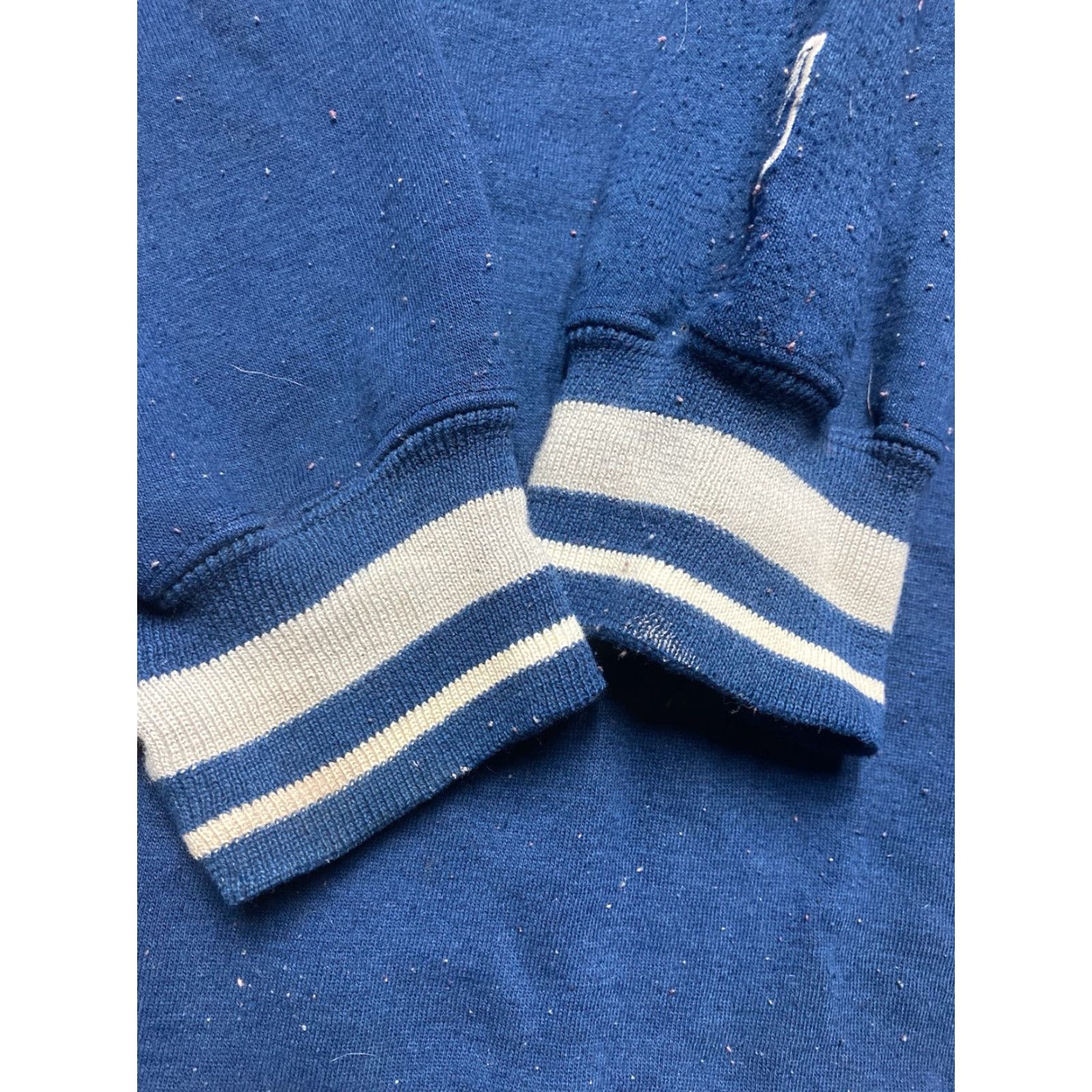 NFL VINTAGE 90s Dallas Cowboys NFL Logo 7 Embroidered Sweatshirt XL Adult Blue Pullover Mens Size US XL / EU 56 / 4 - 5 Thumbnail