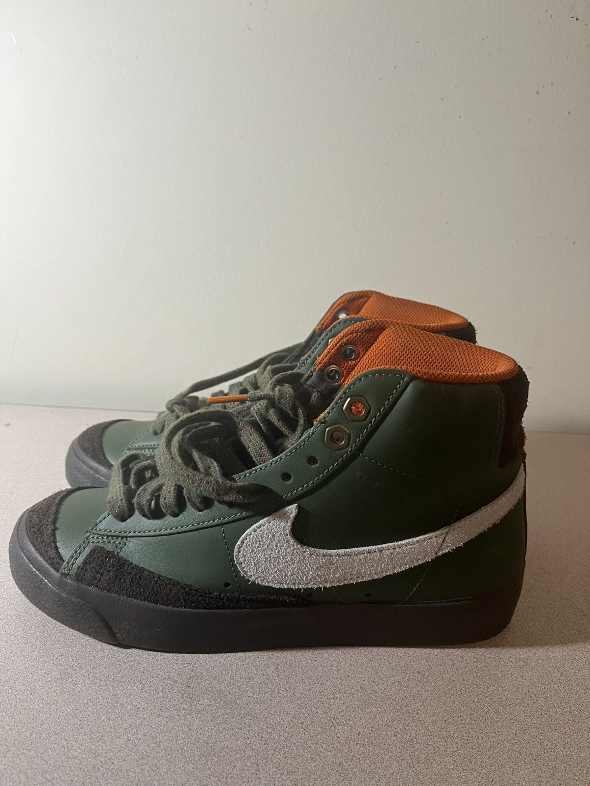 Nike Nike Blazer Mid 77 Army Olive Size US 6.5 / EU 39-40 - 1 Thumbnail