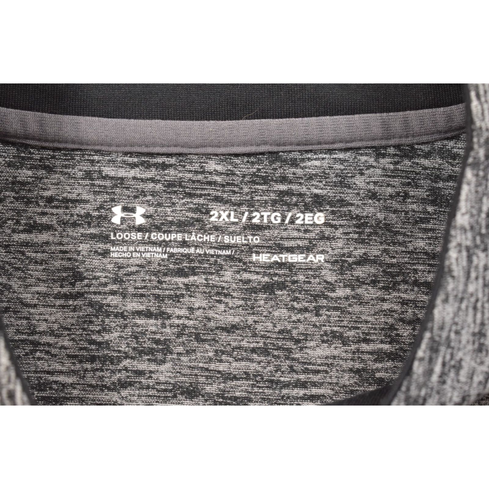 Under Armour Under Armour Mens 2XL Gray Space Dye Quarter Zip Pullover Mock Neck Long Sleeve Pullover HeatGear Casual Sweater Black/Gray (if color known) Size US XXL / EU 58 / 5 - 7 Thumbnail