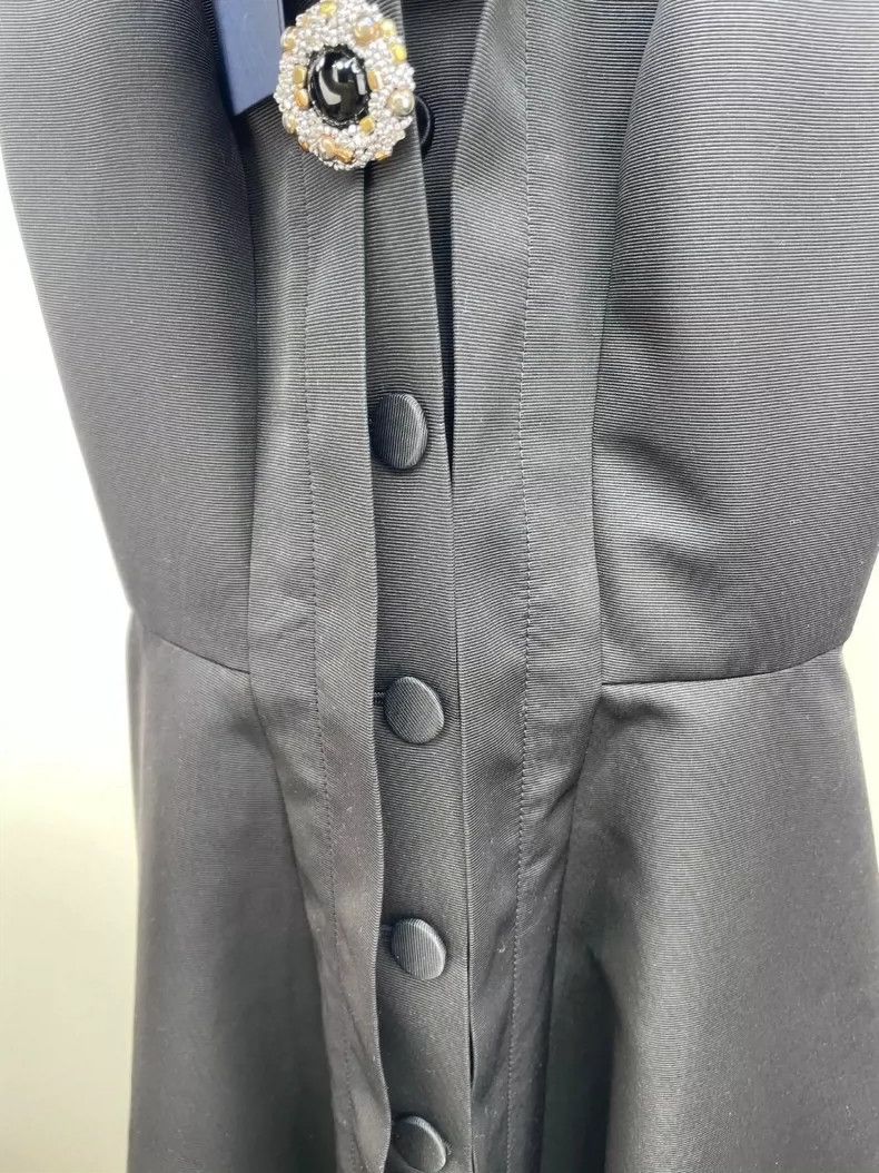 Louis Vuitton LOUIS VUITTON SS24 Black Crew Neck Midi Single Breasted Sle Size XXS / US 00 / IT 34 - 3 Thumbnail
