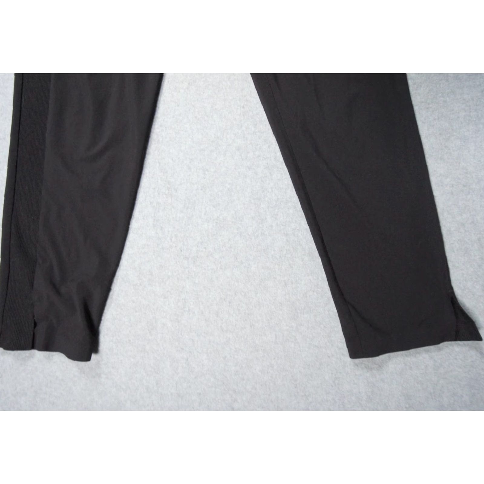 Athleta Athleta Pants Women 8 Black Brooklyn Ankle Stretch Comfort Lightweight Casual Size 30" / US 8 / IT 44 - 3 Thumbnail