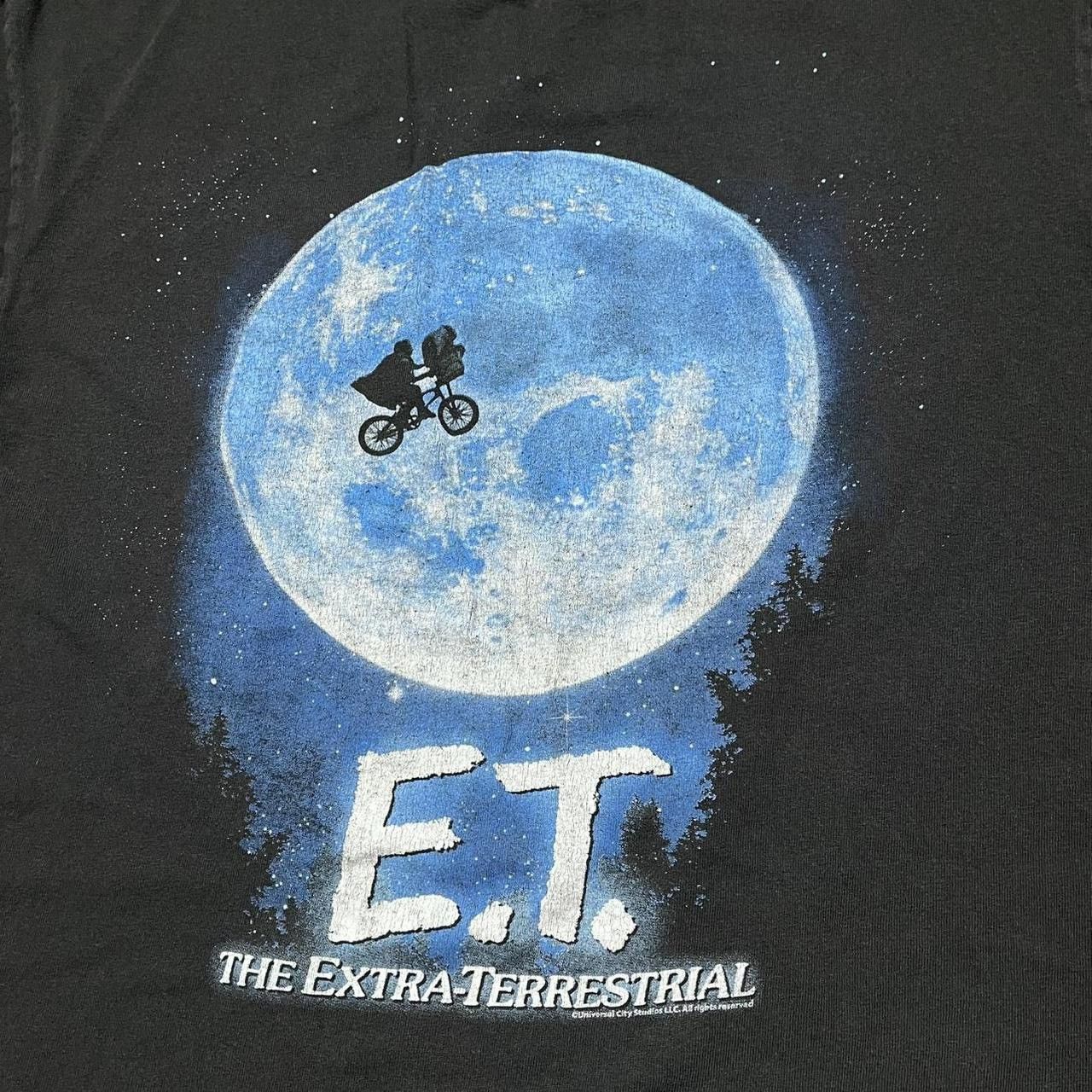 Vintage y2k E.T. movie tee Size US L / EU 52-54 / 3 - 3 Thumbnail