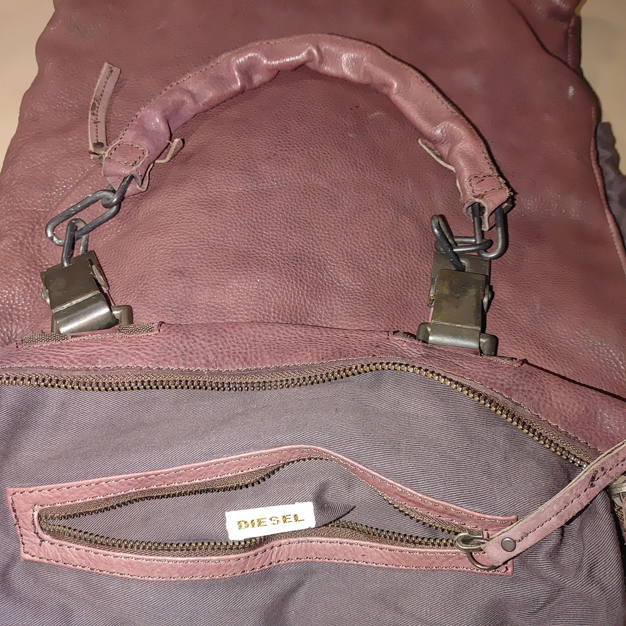 Diesel Diesel Vintage Leather Handbag Tote Purse Heavy Hardware Bur Size ONE SIZE - 14 Thumbnail