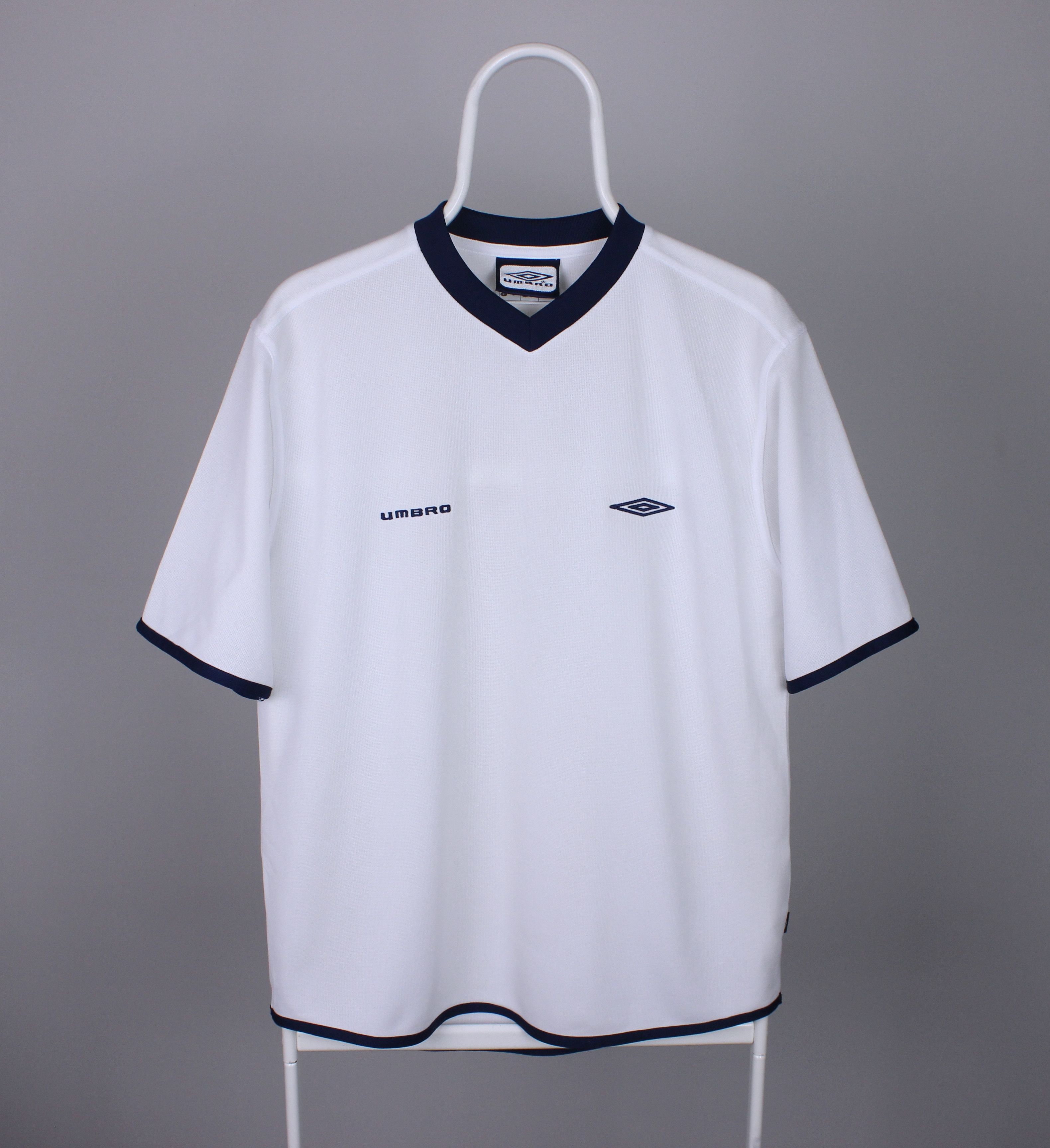 Umbro Umbro t shirt tee sportwear M white Size US M / EU 48-50 / 2 - 2 Thumbnail