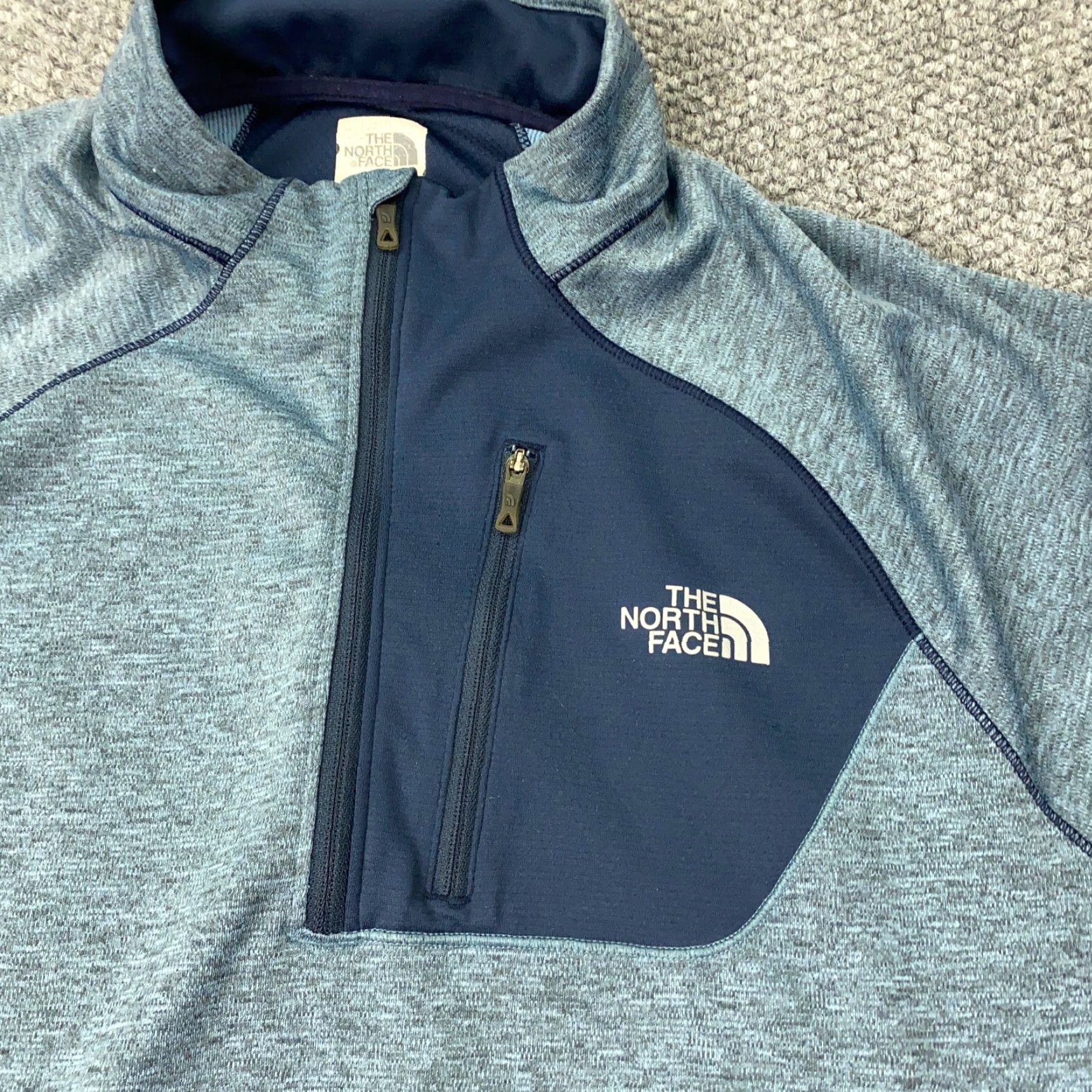 The North Face The North Face Shirt Mens Large Blue 1/4 Zip Pullover Flash Dry Mock Neck Activewear Regular Fit Long Sleeve Size US L / EU 52-54 / 3 - 2 Thumbnail