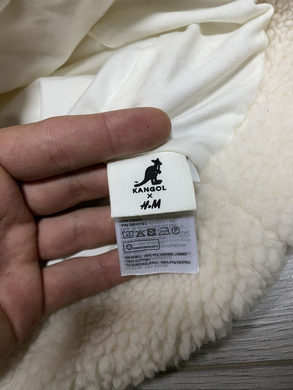 Kangol Kangol x H&M bucket hat teddy fleece kangaroo logo Size ONE SIZE - 6 Thumbnail