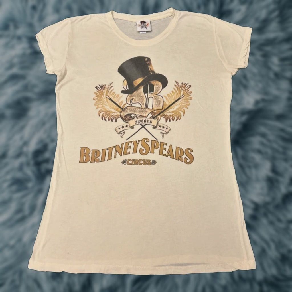 Vintage VINTAGE Britney Spears Circus Tour Concert Y2K VTG Shirt Women’s Size XL Beige Short Sleeve Pop Music 2009 Womens Size XL / US 12-14 / IT 48-50 - 1 Thumbnail