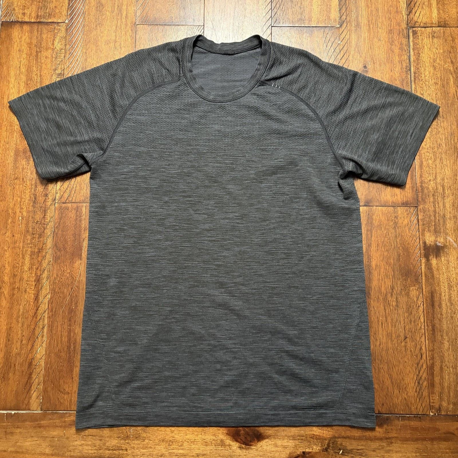 Lululemon Lululemon Shirt Mens Small Tech Short Sleeve Performance Size US S / EU 44-46 / 1 - 2 Thumbnail