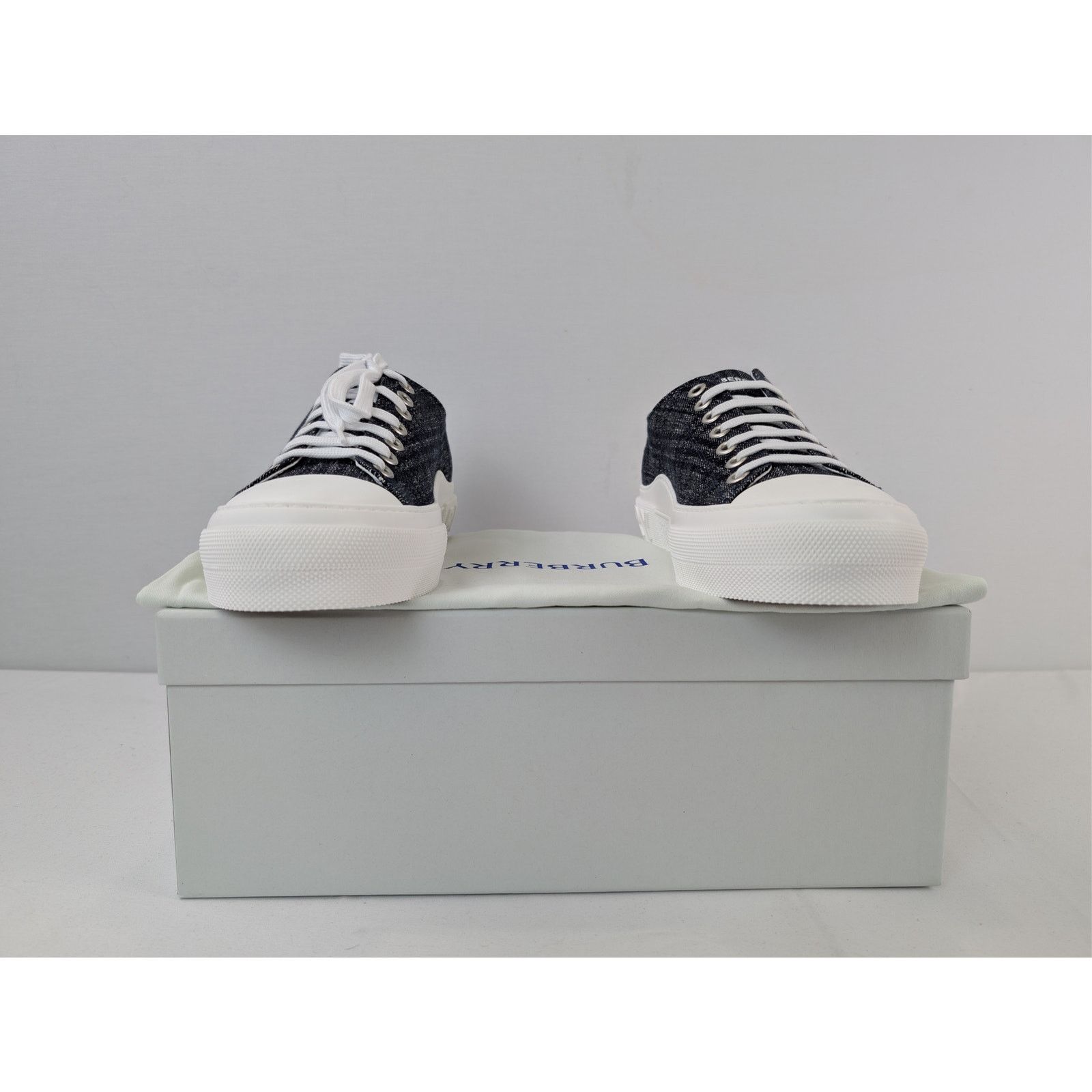 Burberry o1rshd1 Jack Check denim low-top sneakers white rubber sole Size US 12 / EU 45 - 19 Thumbnail