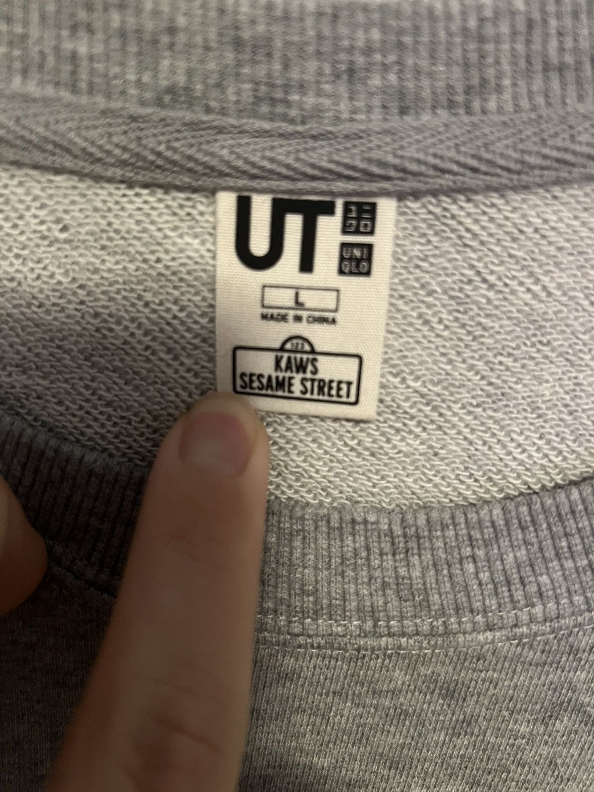 Kaws × Uniqlo KAWS x Uniqlo x Sesame Street XX Sweatshirt FW18 Size US L / EU 52-54 / 3 - 4 Thumbnail