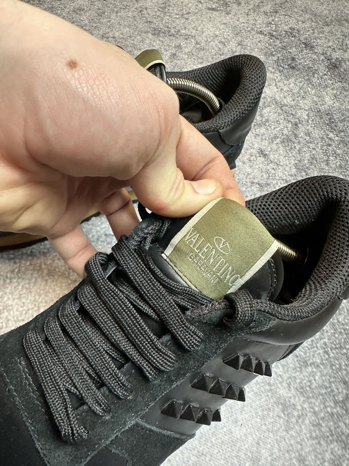 Valentino Valentino Logo Black Sneakers Avant Garde Style Luxury Rare Size US 9.5 / IT 39.5 - 2 Thumbnail