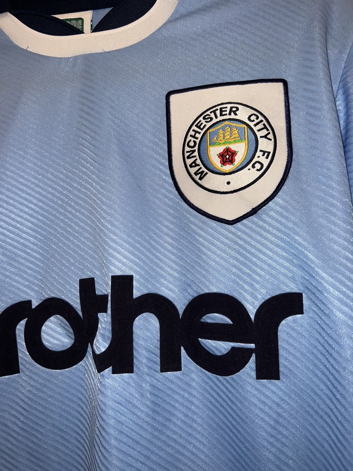 Other Manchester City 1996 Retro Football Shirt Size US S / EU 44-46 / 1 - 2 Thumbnail