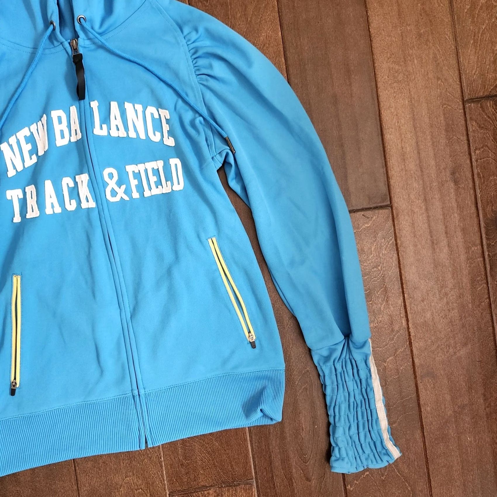 New Balance New Balance Heritage Turquoise Blue Hooded Track & Field Jacket S Women's Turquoise Activewear Long Sleeve Pullover Jogger Run Size S / US 4 / IT 40 - 4 Thumbnail