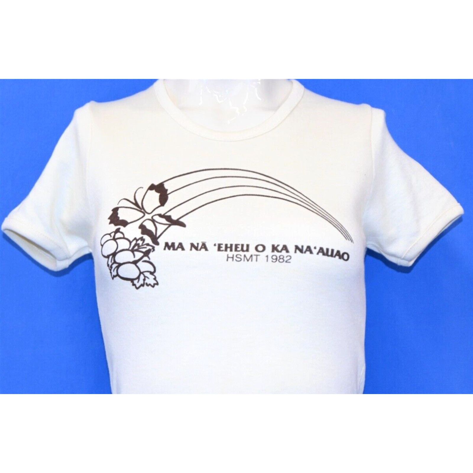 Image of Vintage 80's Ma Na Eheu O Ka Na'auao On The Wings Of Wisdom Hsmt 1982 T-Shirt Xs in White, Women's