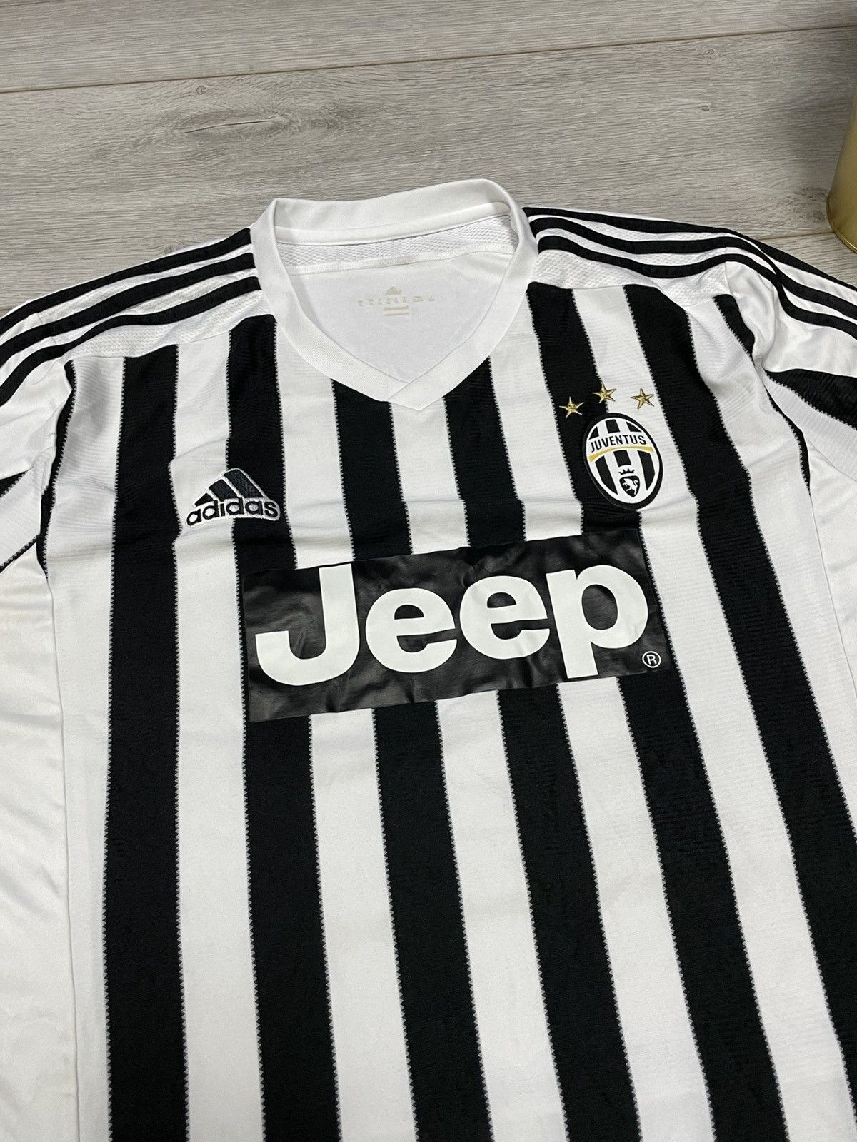 Adidas Adidas Juventus 2015 Jersey Jeep striped Size US XL / EU 56 / 4 - 3 Thumbnail