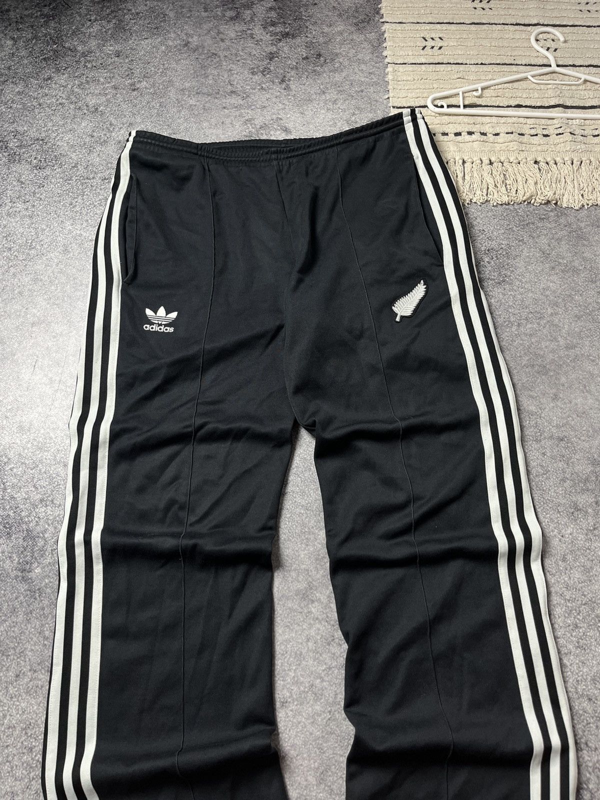 Adidas 🔥CRAZY ADIDAS BALENCIAGA VIBE BAGGY TRACK PANTS 00’S Size US 32 / EU 48 - 3 Thumbnail