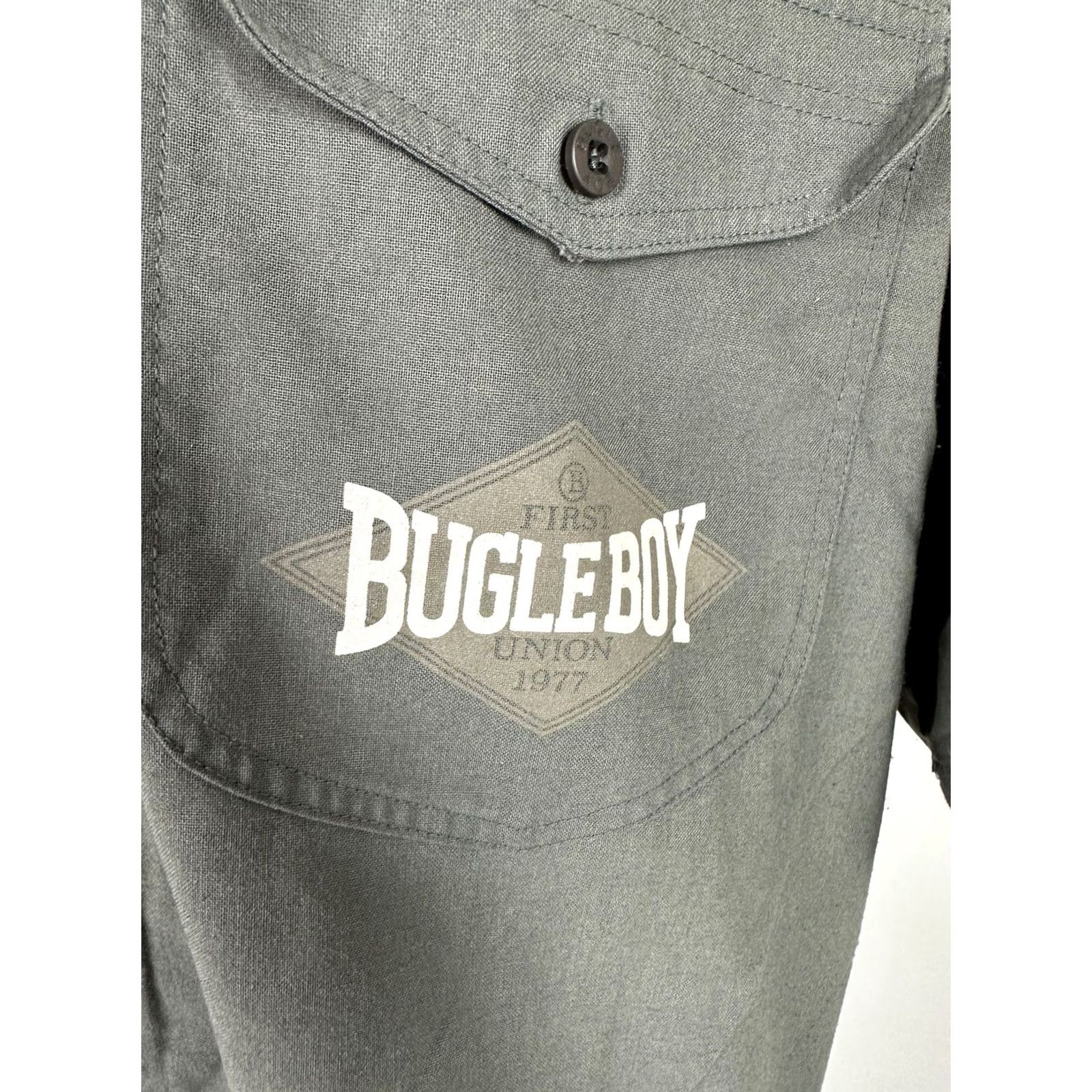Bugle Boy VINTAGE Bugle Boy Shirt Men Medium Short Sleeve Button-Down Casual 90s Logo Pocket, Gray, Cotton/Polyester, Button Up Mens Shirt Size US M / EU 48-50 / 2 - 7 Thumbnail