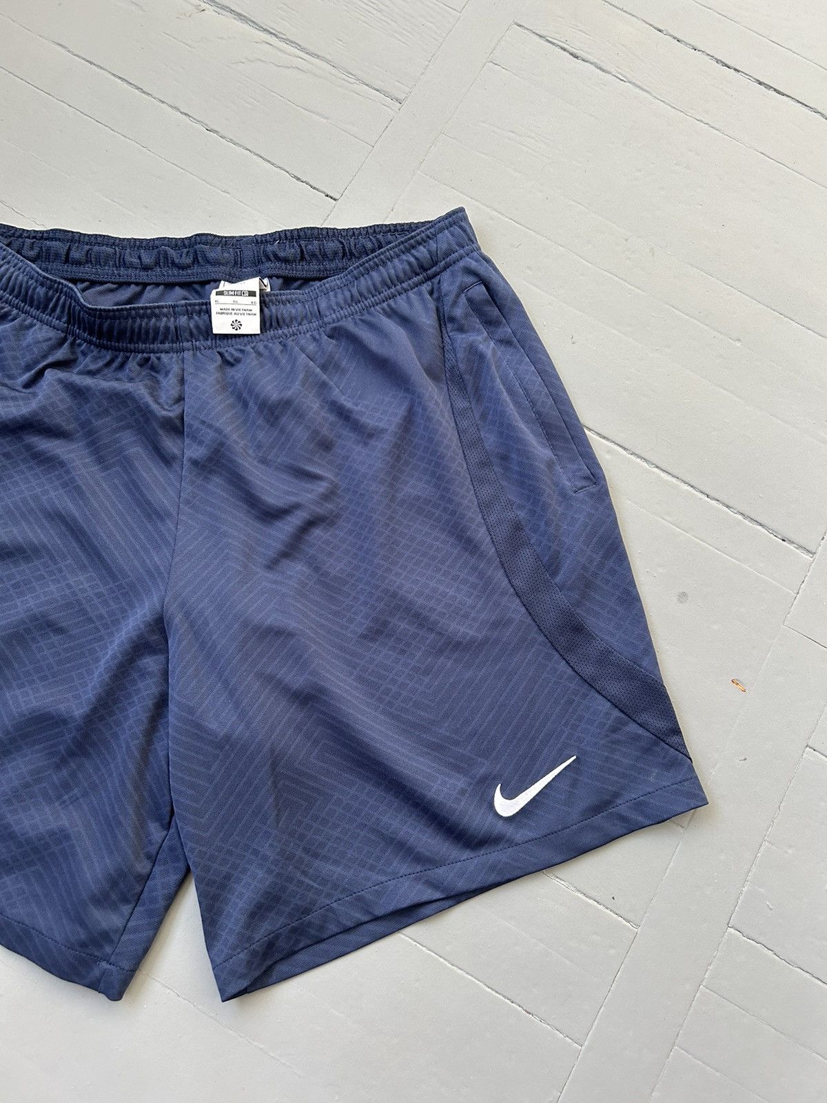 Chelsea Soccer × Nike Nike FC Chelsea shorts Size US 36 / EU 52 - 3 Thumbnail