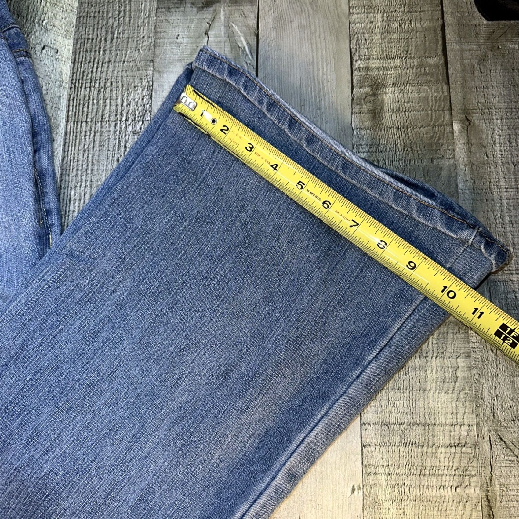 Faded Glory Faded Glory Women’s Flare Jeans Size 12 Light Wash Stretch Denim Y2K Style Jeans Womens Flare Light Wash Denim 12 Blue Size 34" / US 12 / IT 48 - 3 Thumbnail