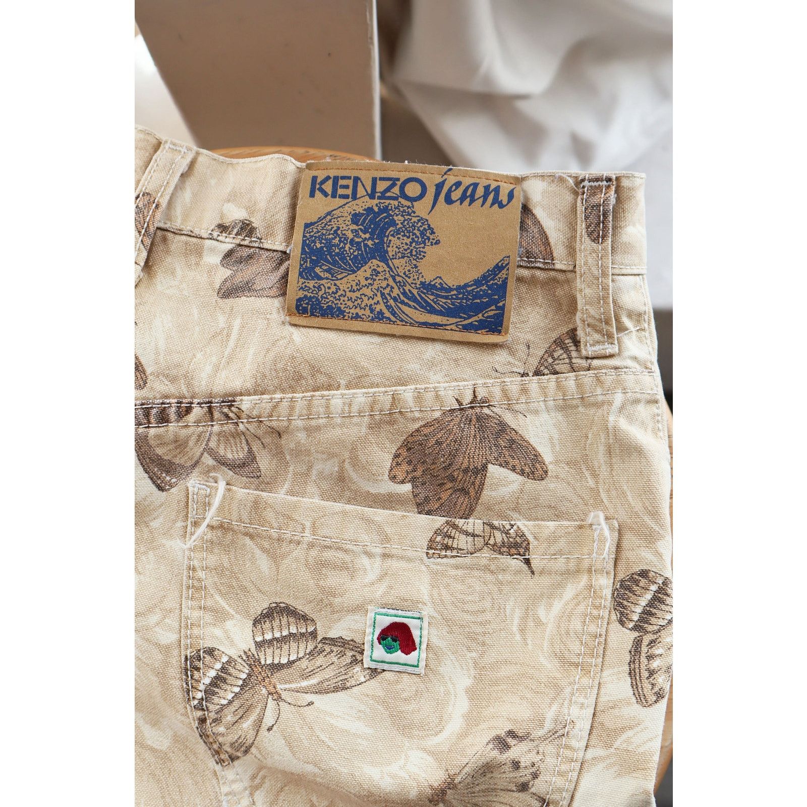 Kenzo Vintage KENZO Jeans Y2K Denim Butterfly Print Mini Skirt Size 28" / US 6 / IT 42 - 7 Thumbnail