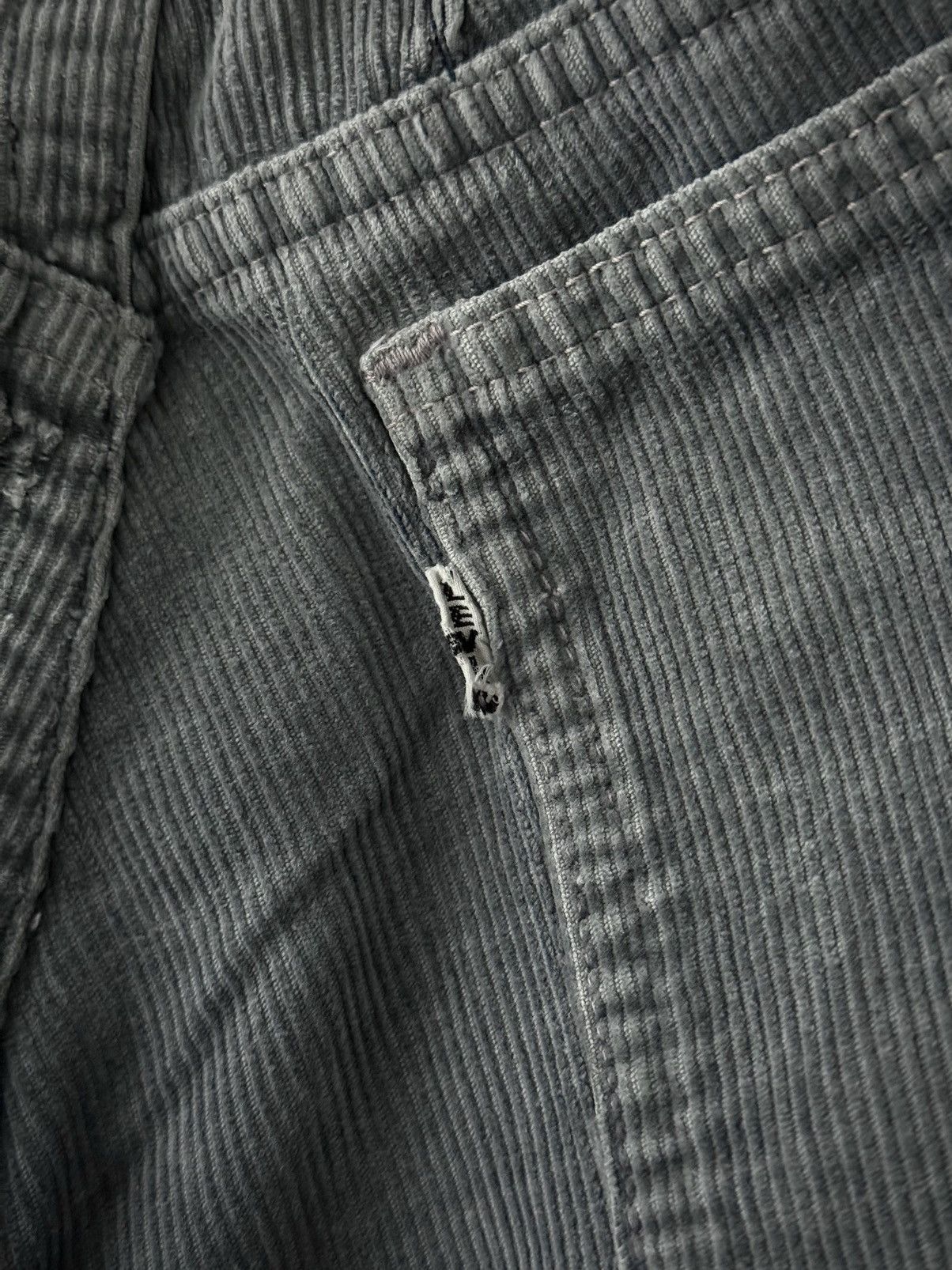 Levi's × Vintage 1970s Levi’s White Tab BIG E Women’s Flare Corduroy Pants Size 26" / US 2 / IT 38 - 7 Thumbnail
