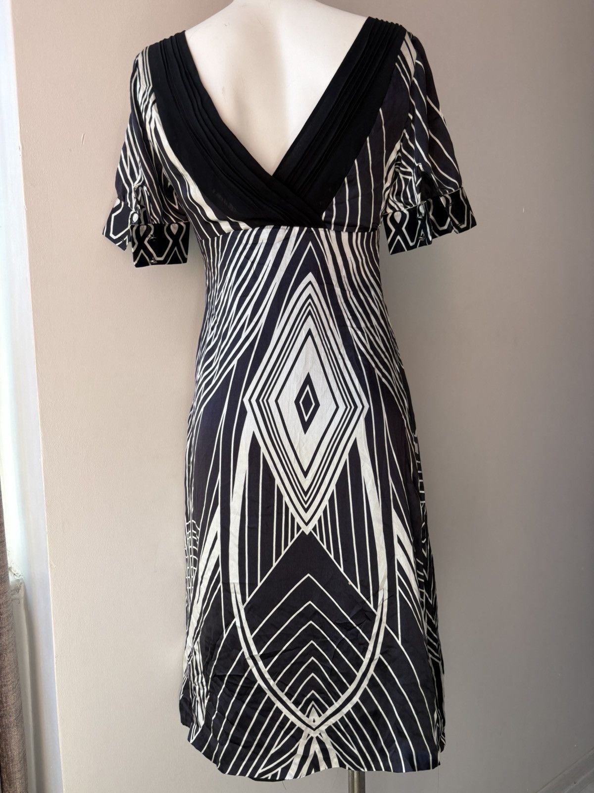 Vintage Silk dress Size S / US 4 / IT 40 - 14 Thumbnail