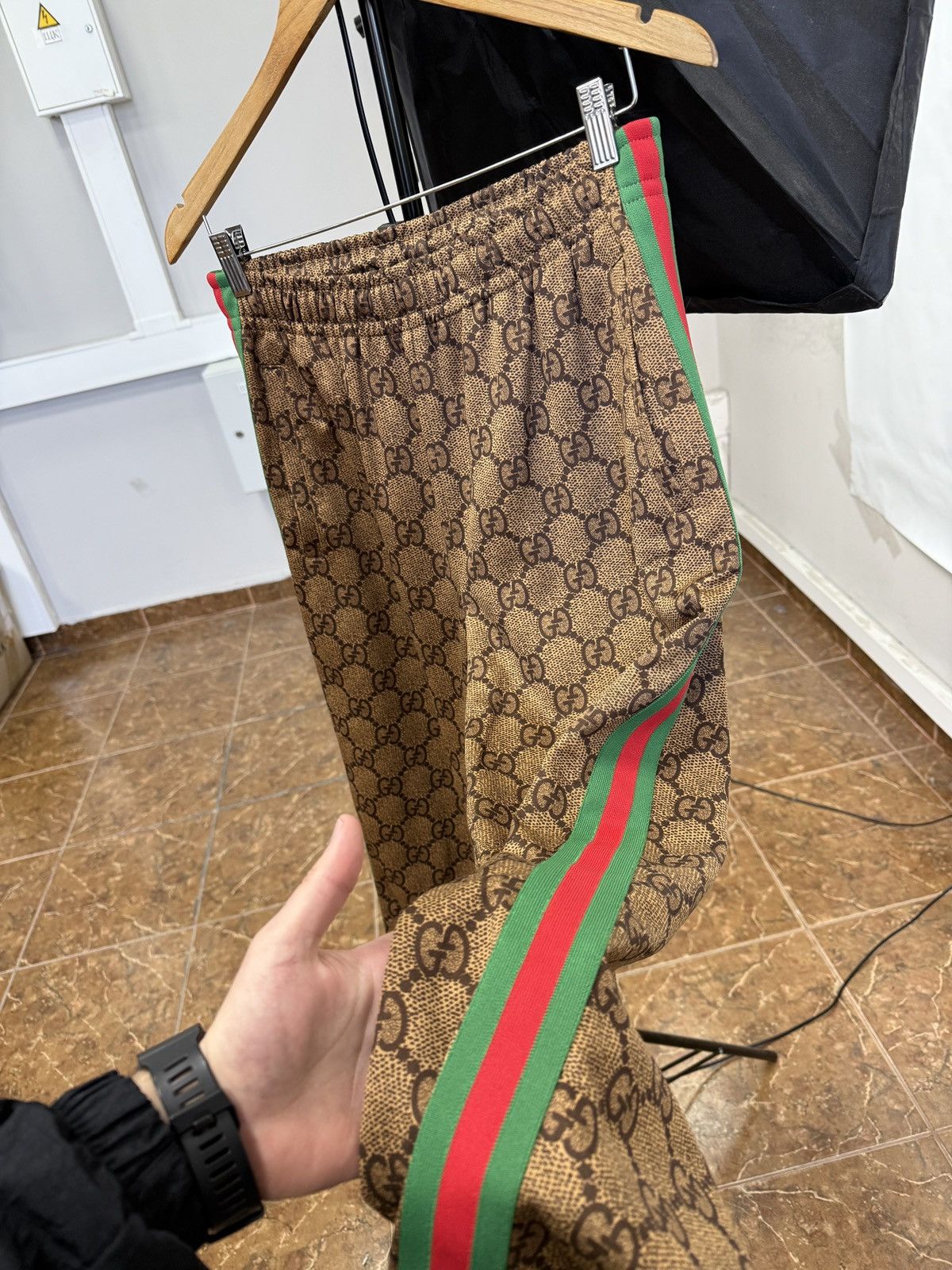 Gucci 🇮🇹 Gucci GG Monogram Wed Stripe Sweatpants Rare Size US 32 / EU 48 - 1 Thumbnail