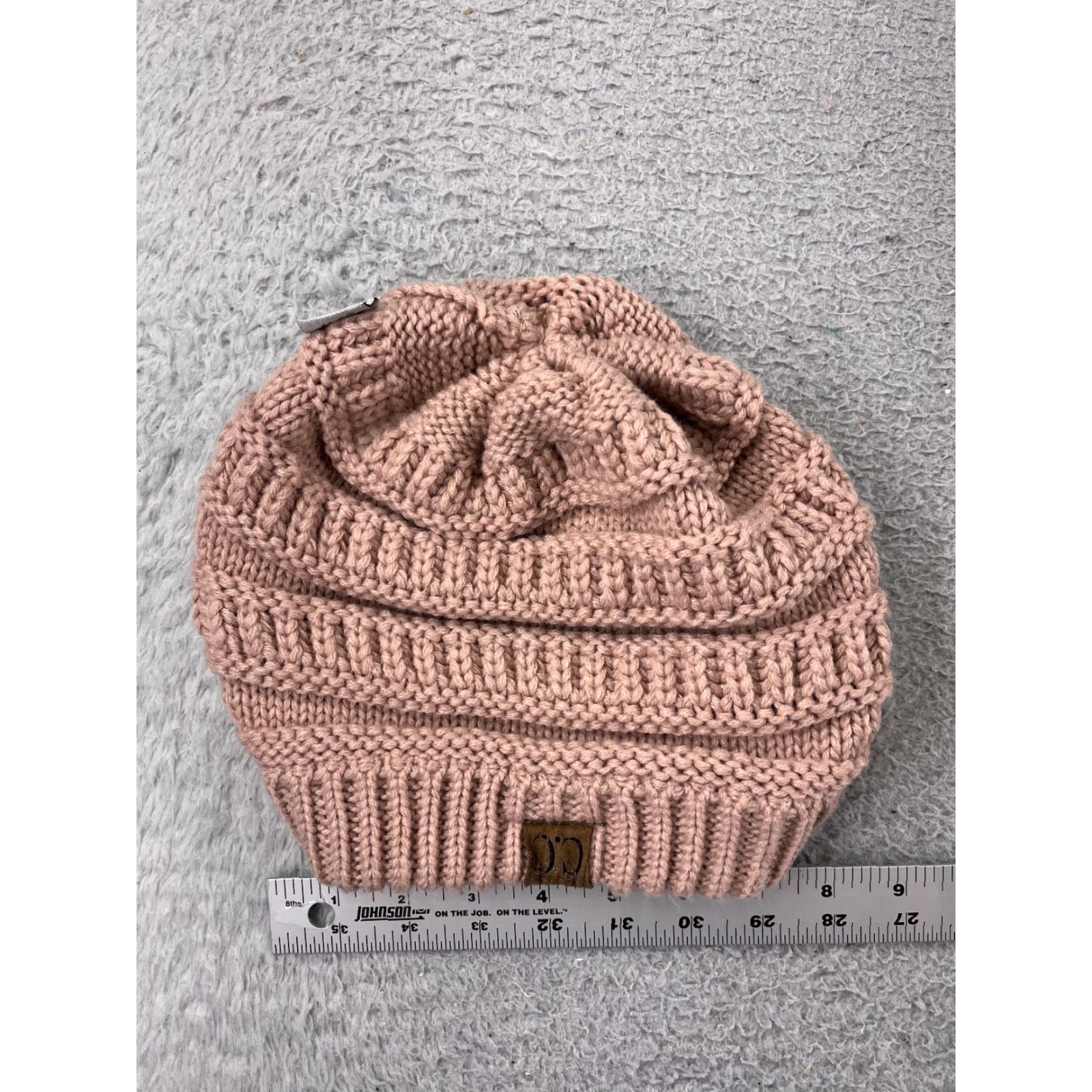 Vintage C.C Exclusives Beanie Womens One Size Pink Acrylic Knit Logo Winter Ski Womens Size ONE SIZE - 4 Thumbnail
