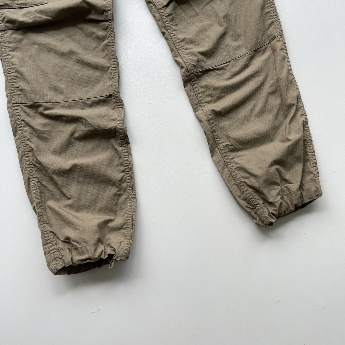 Carhartt Wip Carhartt WIP Regular Fit Baggy Cargo Pants Beige Y2K Size US 32 / EU 48 - 8 Thumbnail