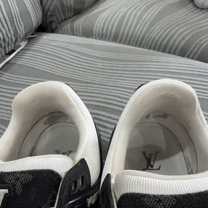 Louis Vuitton Louis Vuitton Trainer Panda Low-Top Sneakers -2508 Size US 8.5 / IT 38.5 - 6 Thumbnail