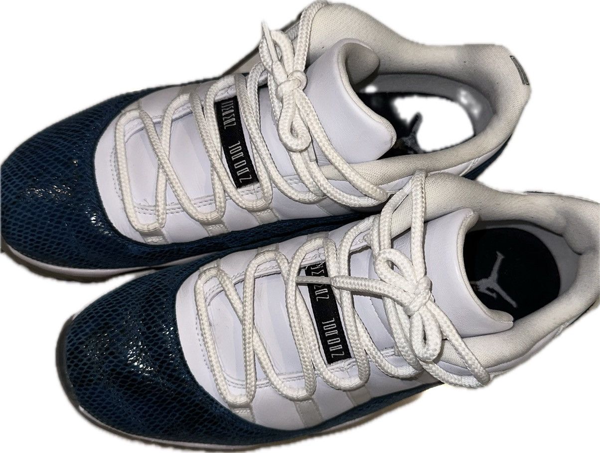 Nike Jordan 11 retro low (Snakeskin Navy) Size US 12 / EU 45 - 6 Thumbnail