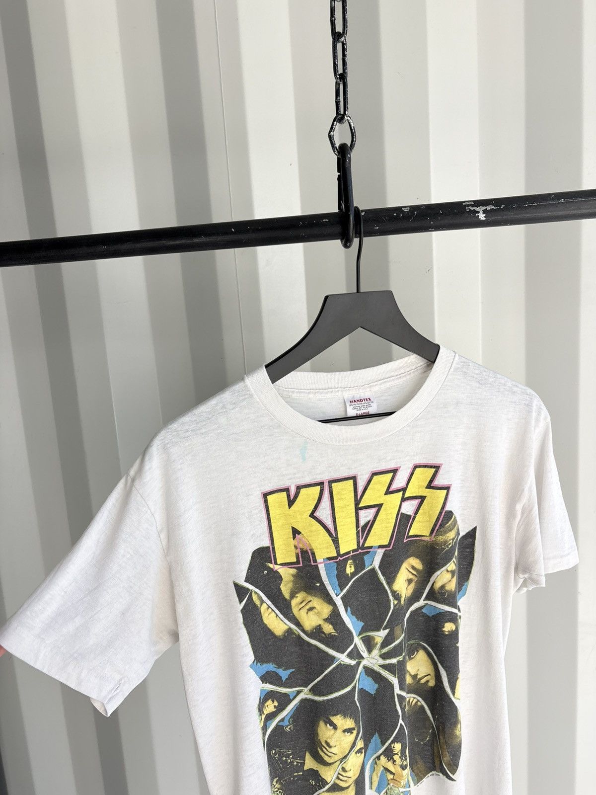 Band Tees Kiss Thrashed Faded Distressed Shirt GRUNGE Paper thin Band Size US L / EU 52-54 / 3 - 6 Thumbnail