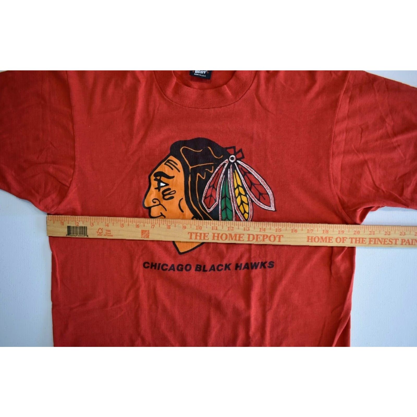 Vintage VINTAGE Chicago Black Hawks Hockey T Shirt Red Small Screen Stars Men Size US S / EU 44-46 / 1 - 6 Thumbnail