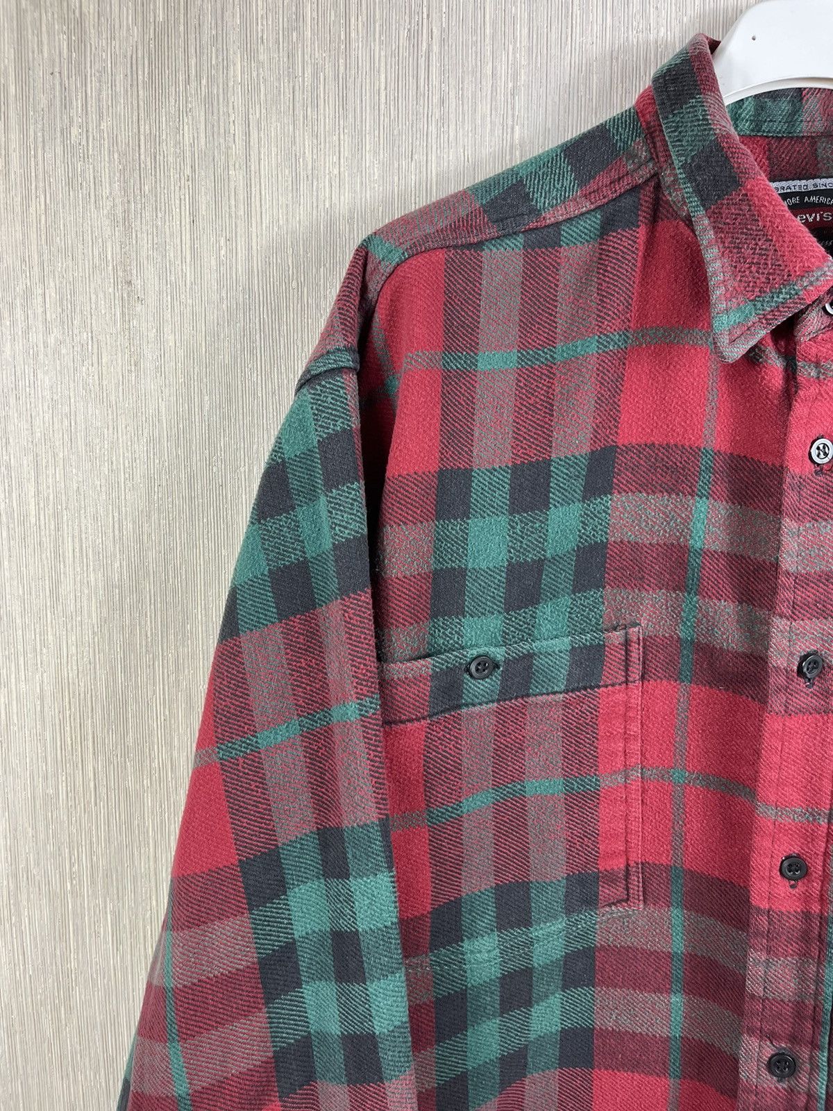 Flannel × Levi's × Vintage Vintage Levi’s plaid flannel shirt checked jacket black tab Size US M / EU 48-50 / 2 - 5 Thumbnail