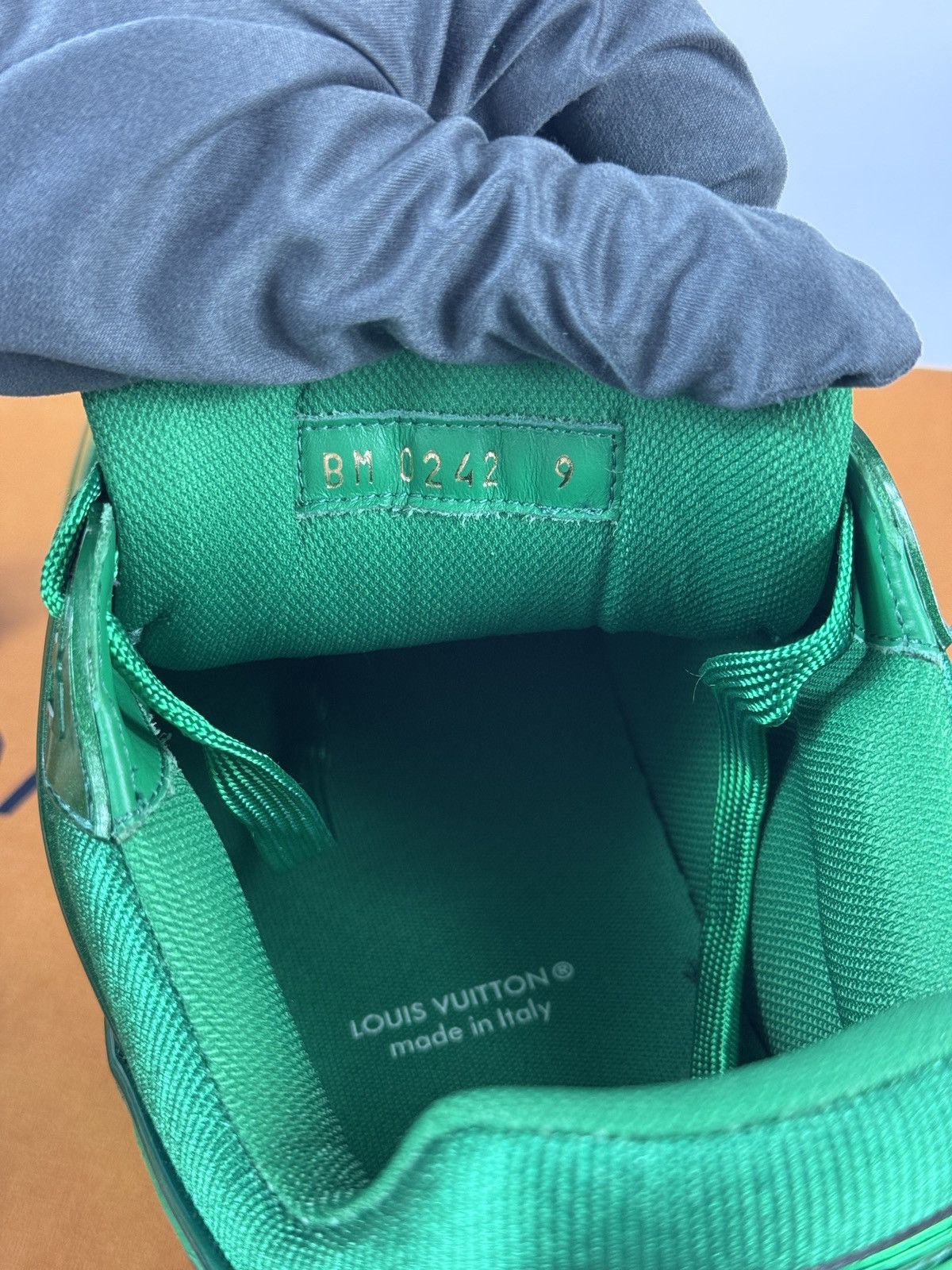 Louis Vuitton PATENT GREEN SNEAKERS RARE Size US 9 / EU 42 - 6 Thumbnail