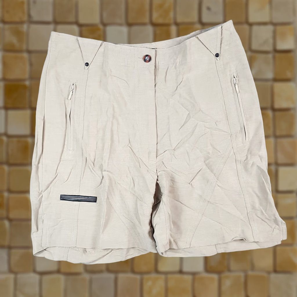 Vintage VINTAGE Jamie Sadock Chino Shorts Womens 8 Khaki 00s Y2K Preppy Breathable Lightweight Casual Summer 2000s Size 30" / US 8 / IT 44 - 1 Thumbnail