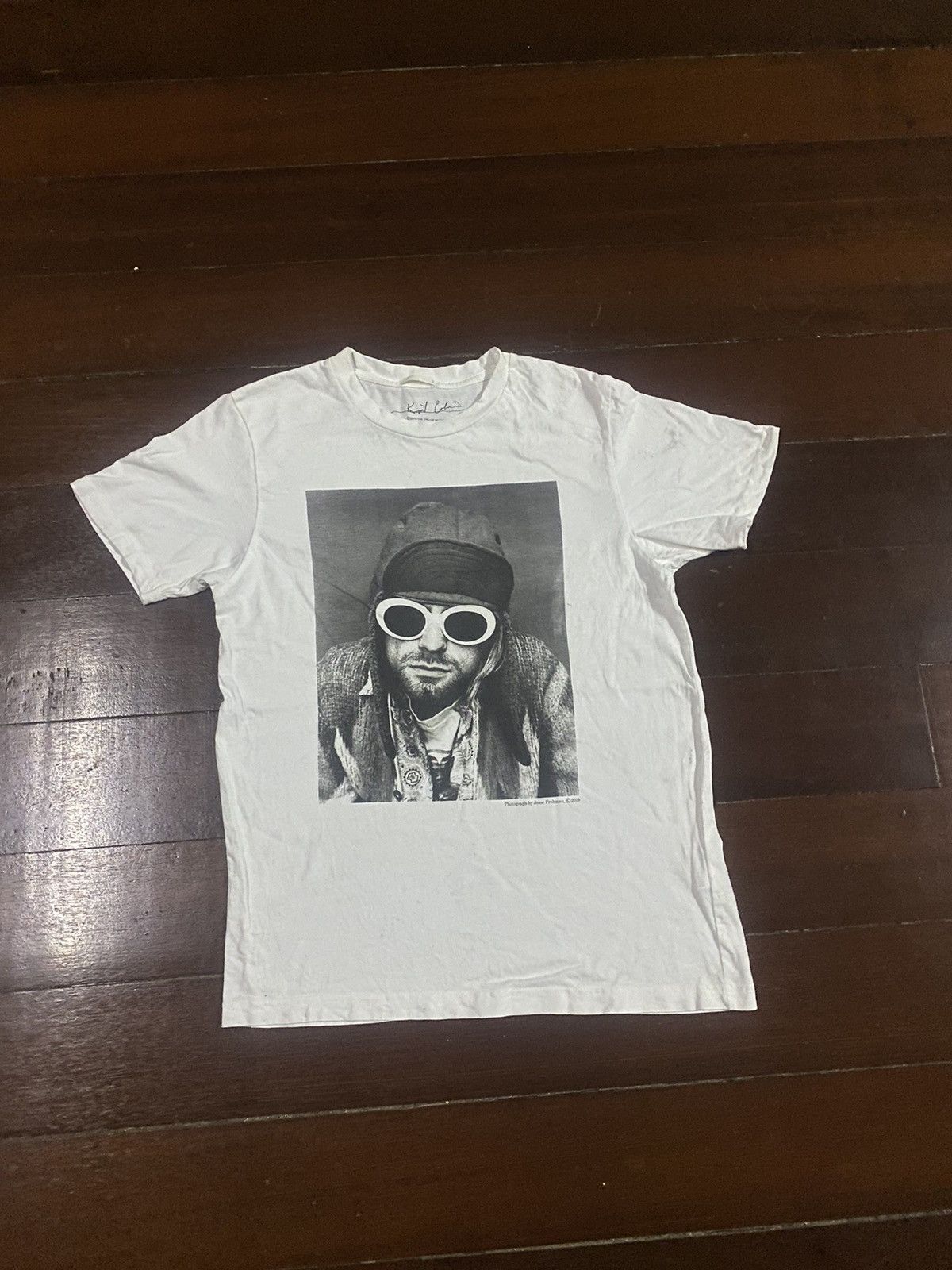 Beams Plus × Blue Blue Japan × GU Rare!! GU X kurt cobain photograph by jesse frohman tee Size US S / EU 44-46 / 1 - 1 Thumbnail