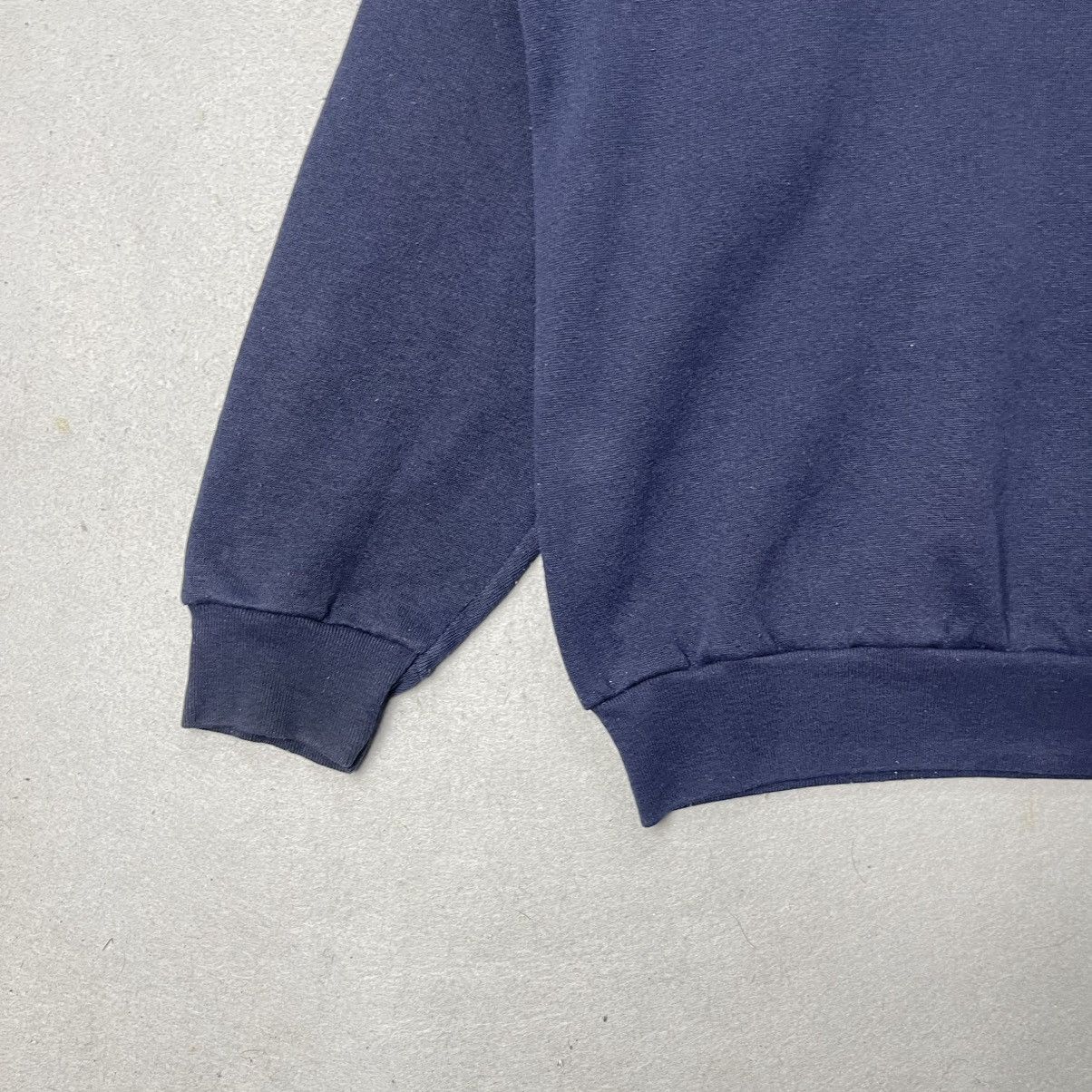 Vintage Vintage Local Motion Crewneck Sweatshirt (90s) Size US L / EU 52-54 / 3 - 5 Thumbnail