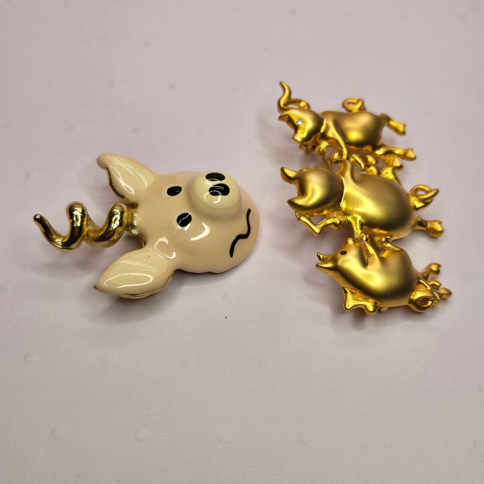 Vintage Vintage JJ Jonette & Unmarked Gold Tone Pig Brooch Whimsical Size ONE SIZE - 11 Thumbnail