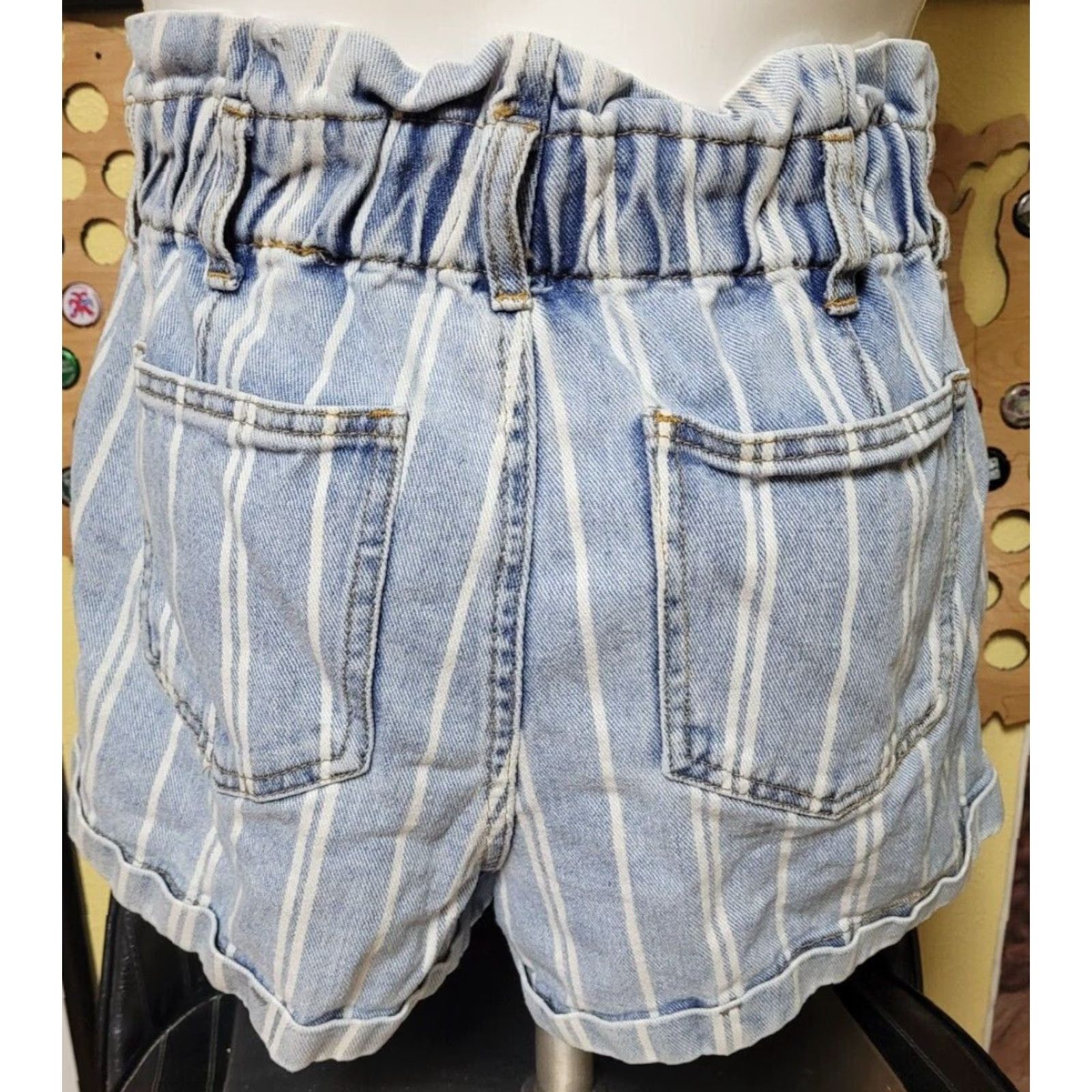 Pacsun Pacsun Women's Small Mom Striped High Rise Elastic Waist Denim Shorts Size 32" / US 10 / IT 46 - 3 Thumbnail