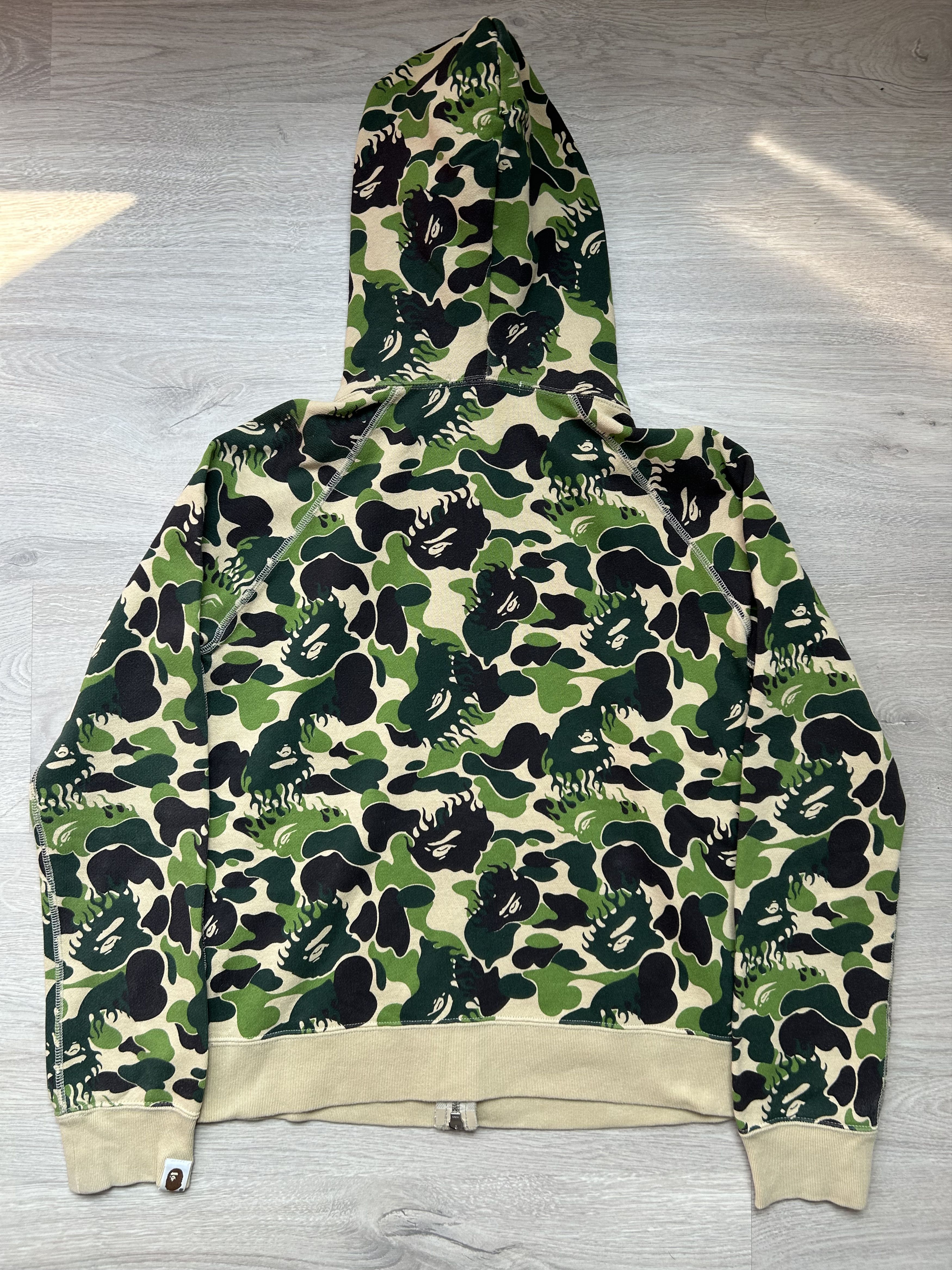 Bape 2009 Bape Green “Flame Camo” Full Zip Up Hoodie [Size XS] Size XS / US 0-2 / IT 36-38 - 7 Thumbnail