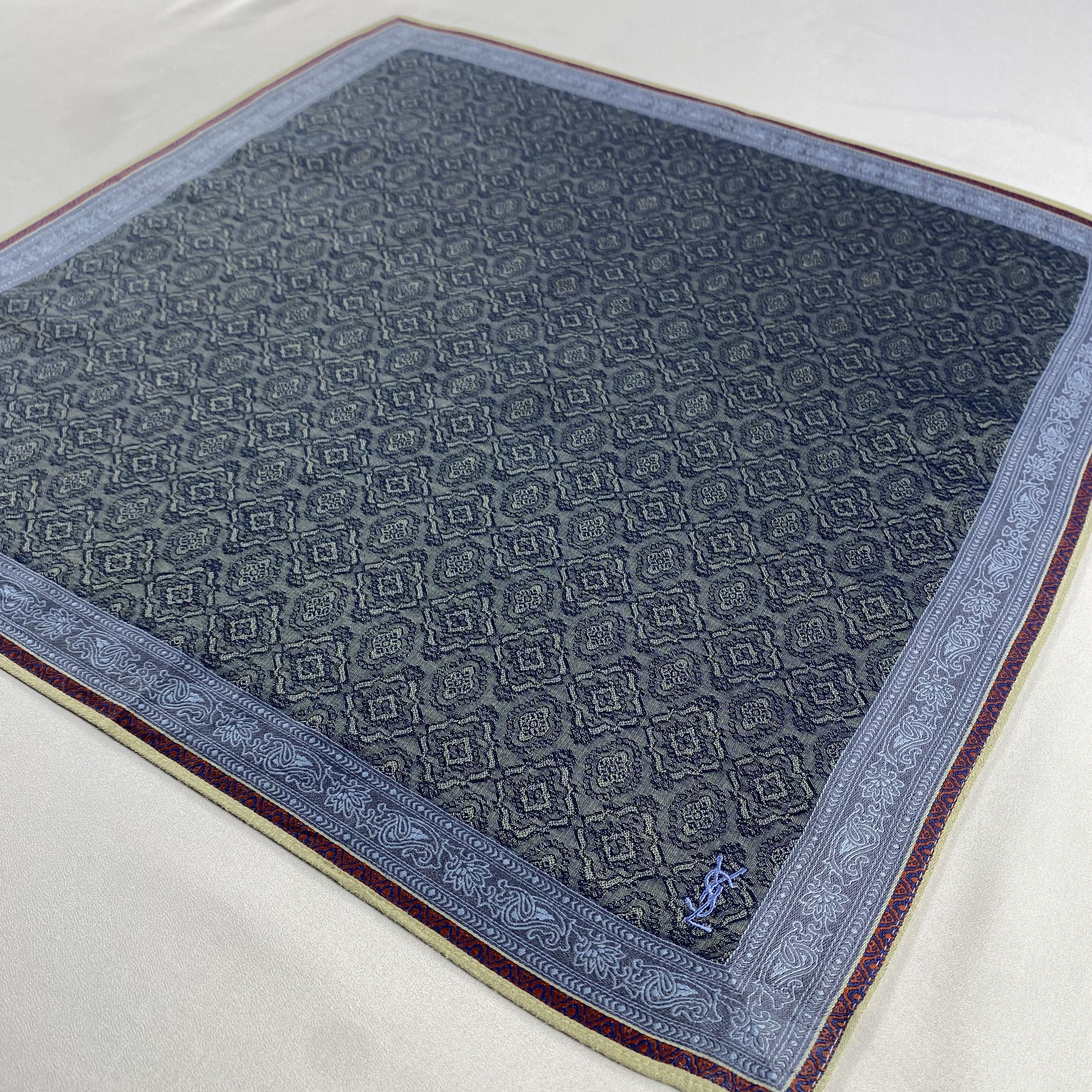 Vintage × Yves Saint Laurent Yves Saint Laurent Neckerchief / Handkerchief-P783 Size ONE SIZE - 2 Thumbnail