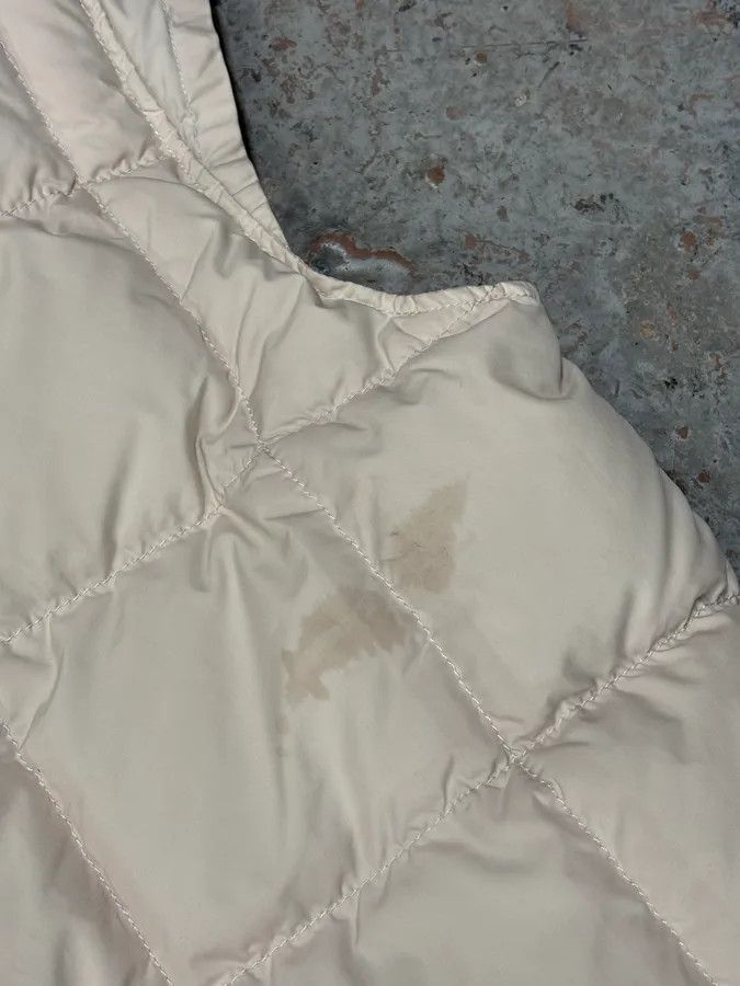 Prada 2000s Prada White Puffer Hooded Vest Jacket Size US L / EU 52-54 / 3 - 8 Thumbnail