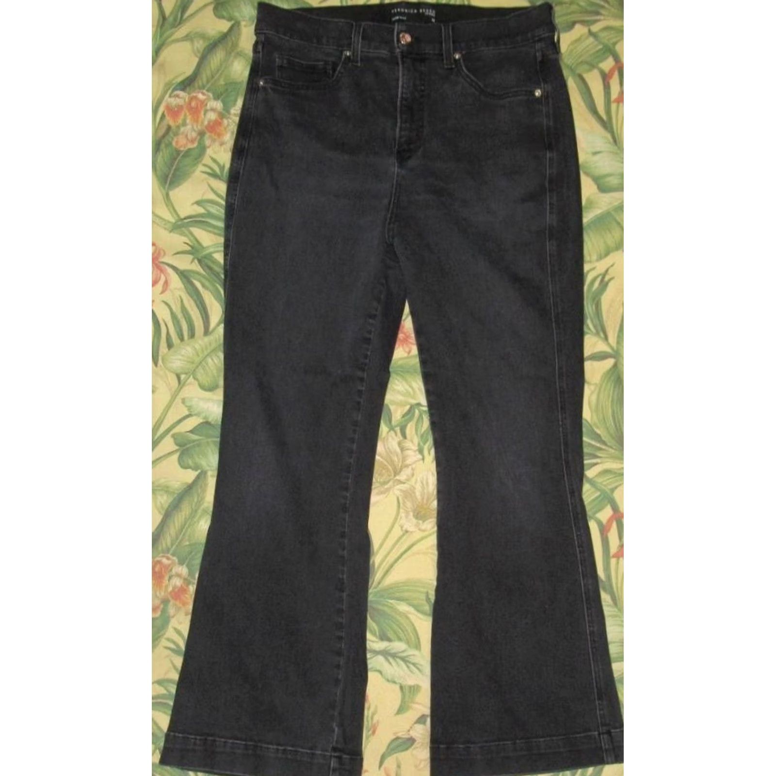 Veronica Beard VERONICA BEARD Carson Ankle Flare High Rise Jeans In Washed Onyx 32 Size 24" / US 00 / IT 34 - 3 Thumbnail
